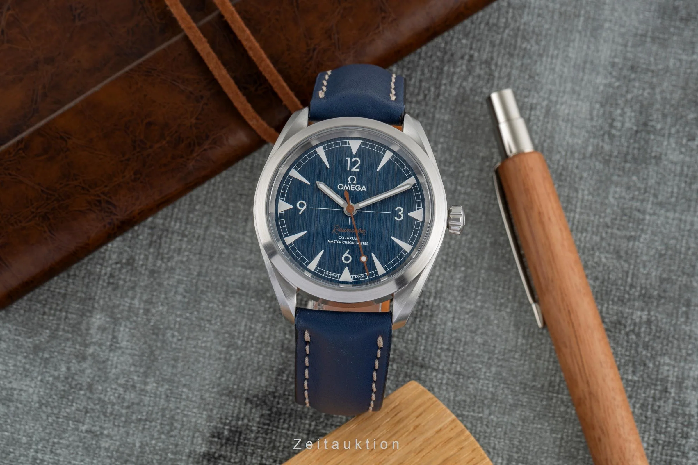 Omega Railmaster steel automatic men's watch 220.12.40.20.03.001  [2504327] - Image 4