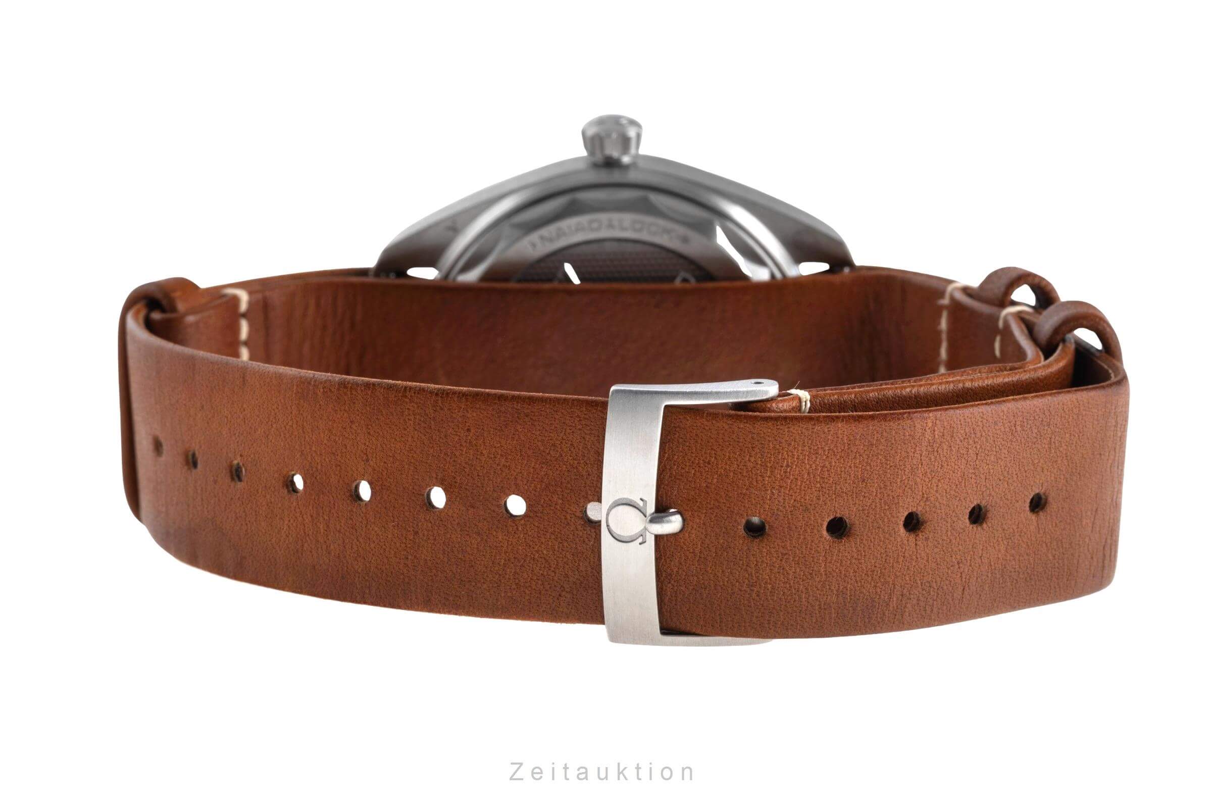 Omega Railmaster steel automatic men's watch 220.12.40.20.06.001  [2501916] - Image 14