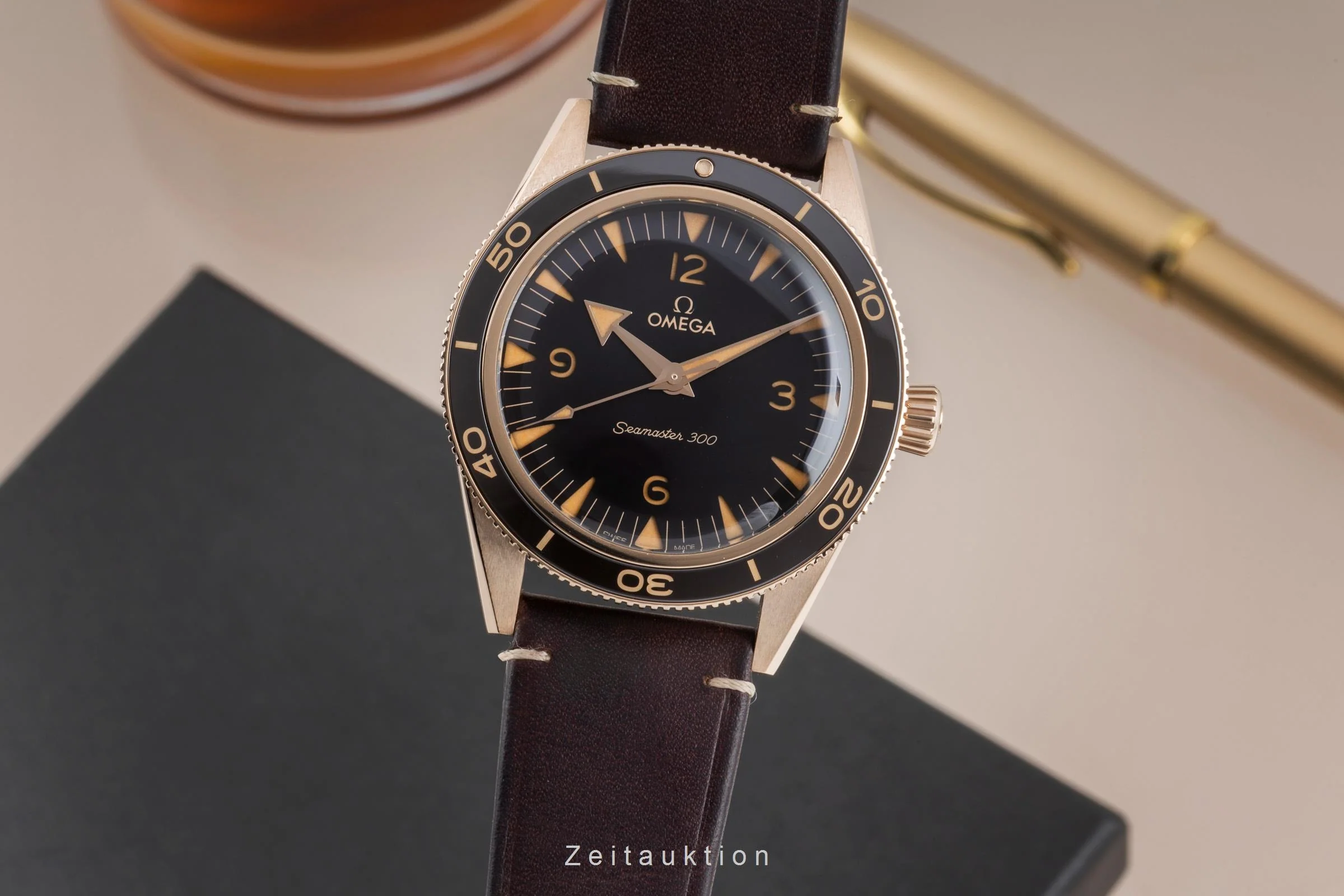 Omega Seamaster bronze automatic men's watch 234.92.41.21.10.001 LP: 14800EUR  [2506798] - Image 2