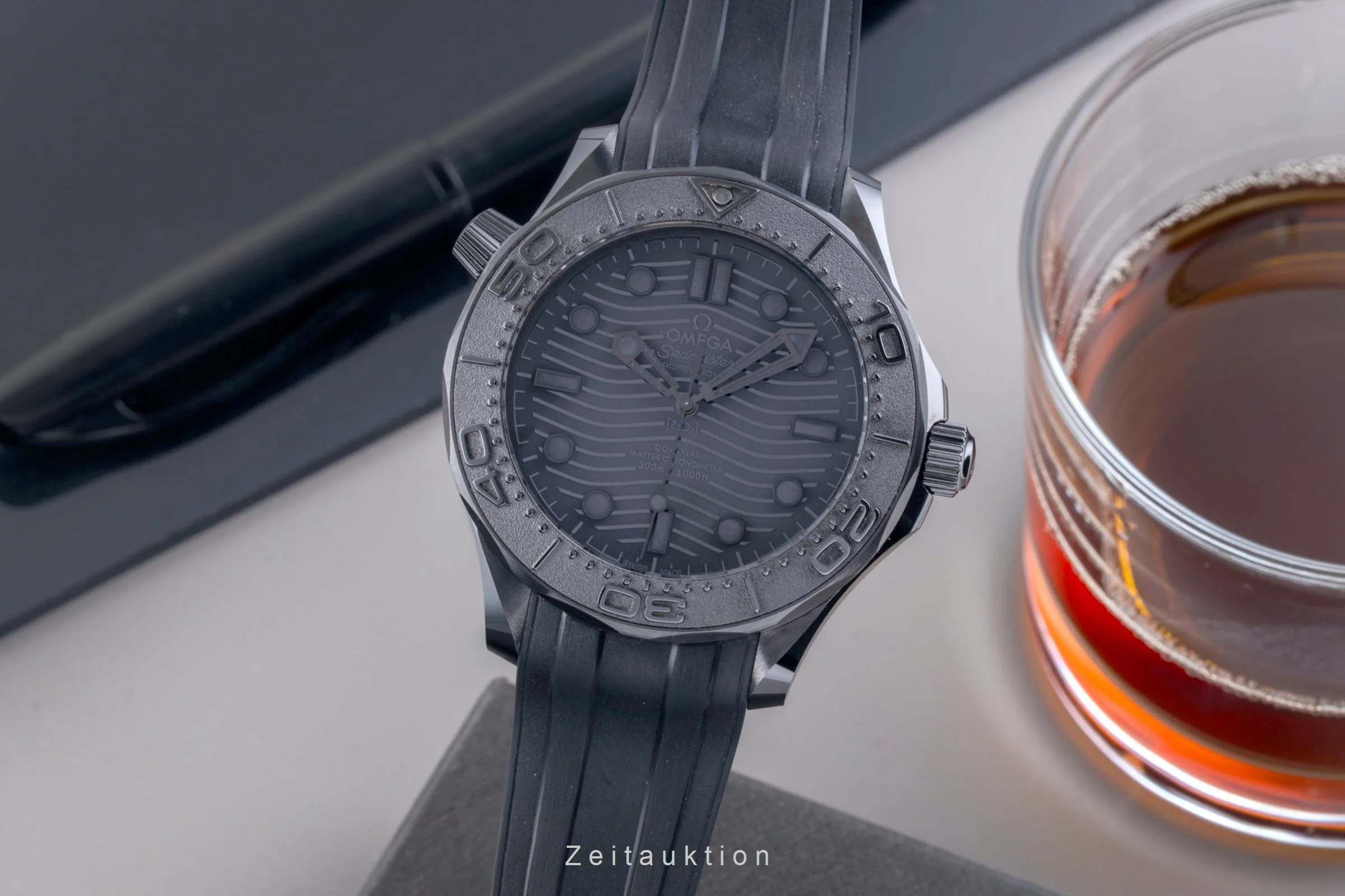 Omega Seamaster ceramic automatic men's watch 210.92.44.20.01.003 LP: 10300EUR  [2600200] - Image 2