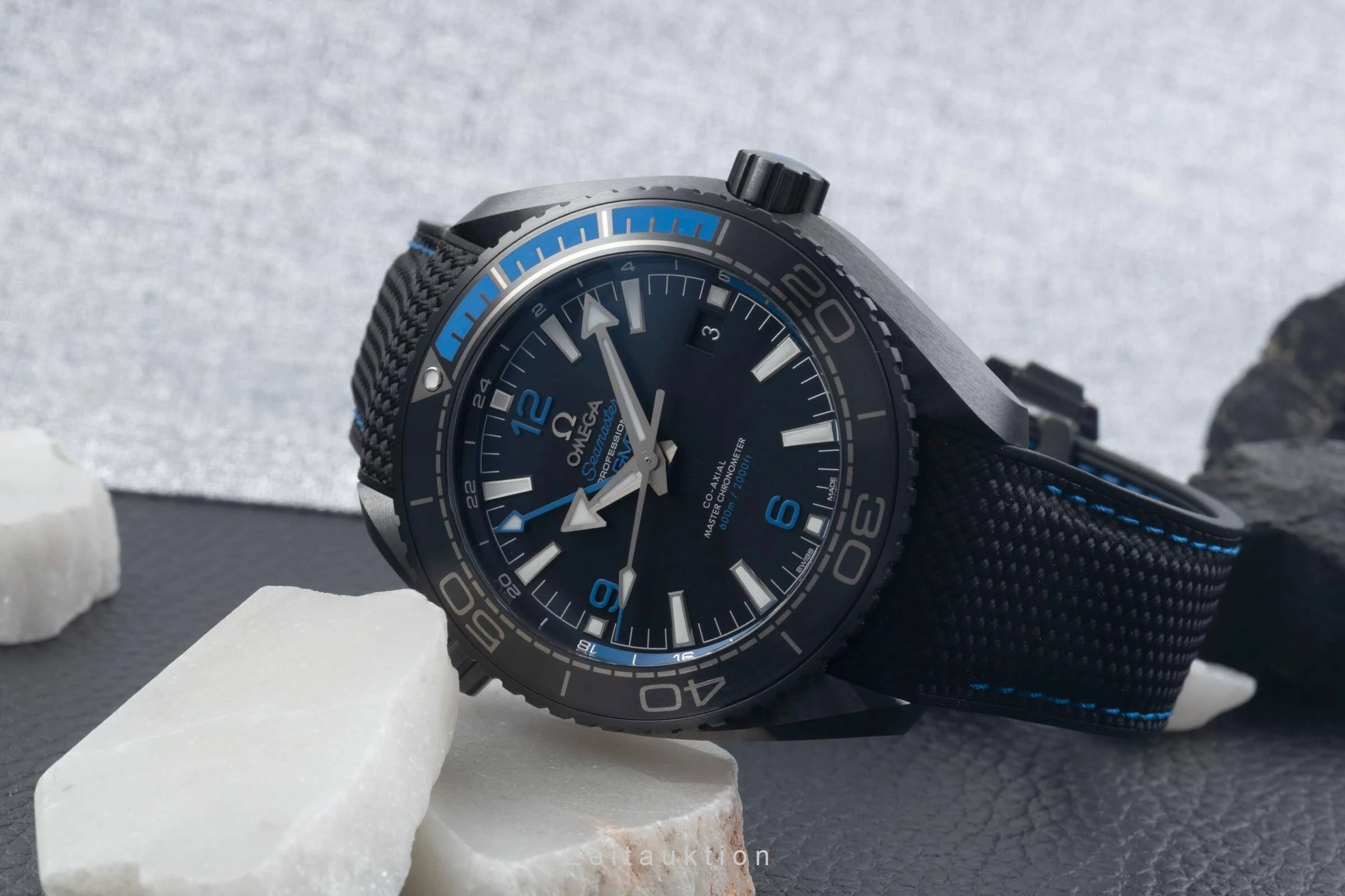 Omega Seamaster ceramic automatic men's watch 215.92.46.22.01.002 LP: 13100EUR  [2501191] - Image 3