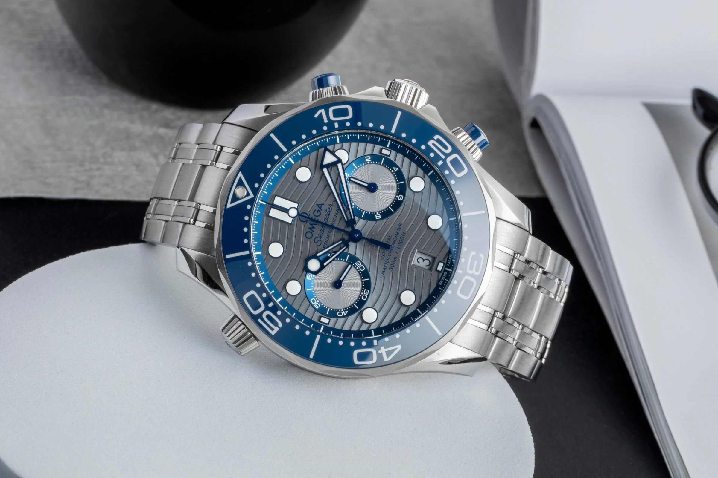Omega Seamaster chronograph steel automatic men's watch 210.30.44.51.06.001 LP: 9300EUR  [2506203] - Image 3