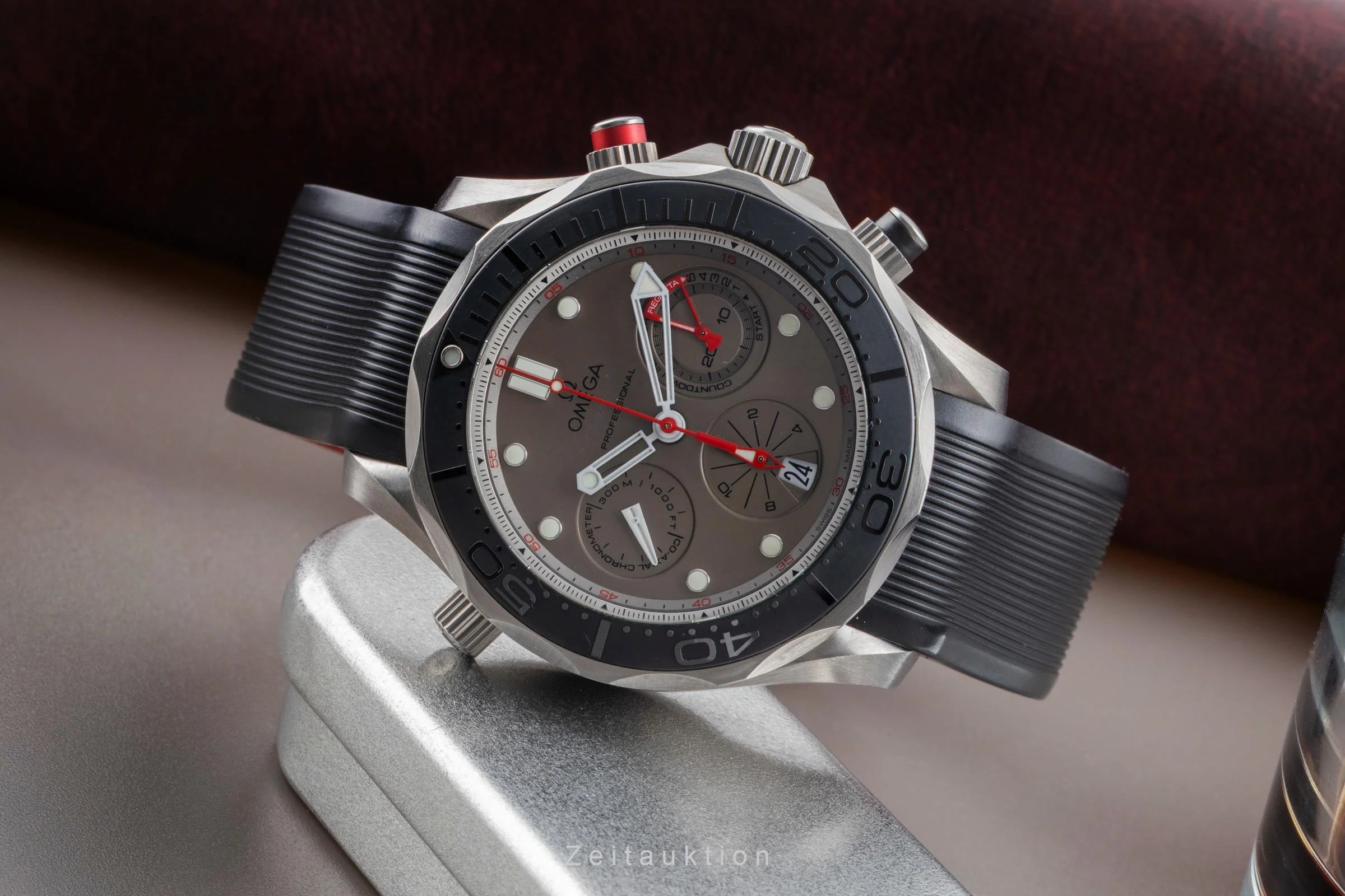 Omega Seamaster chronograph titanium automatic men's watch 212.92.44.50.99.001  [2506572] - Image 3