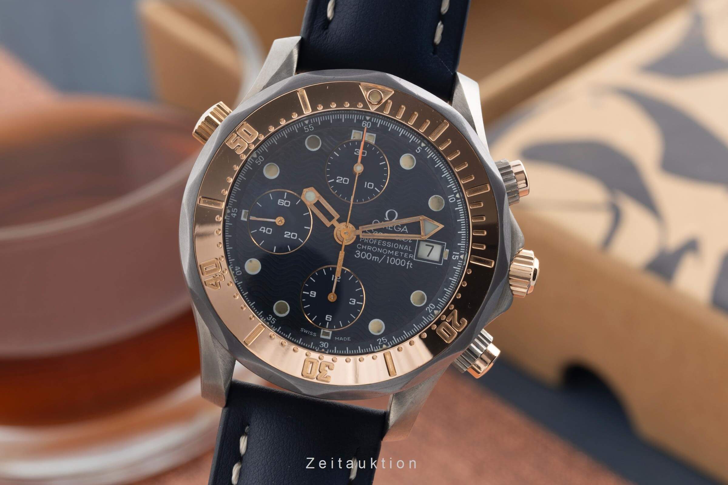 Omega Seamaster chronograph titanium / gold automatic men's watch 2296.80.00  [2501031] - Image 2