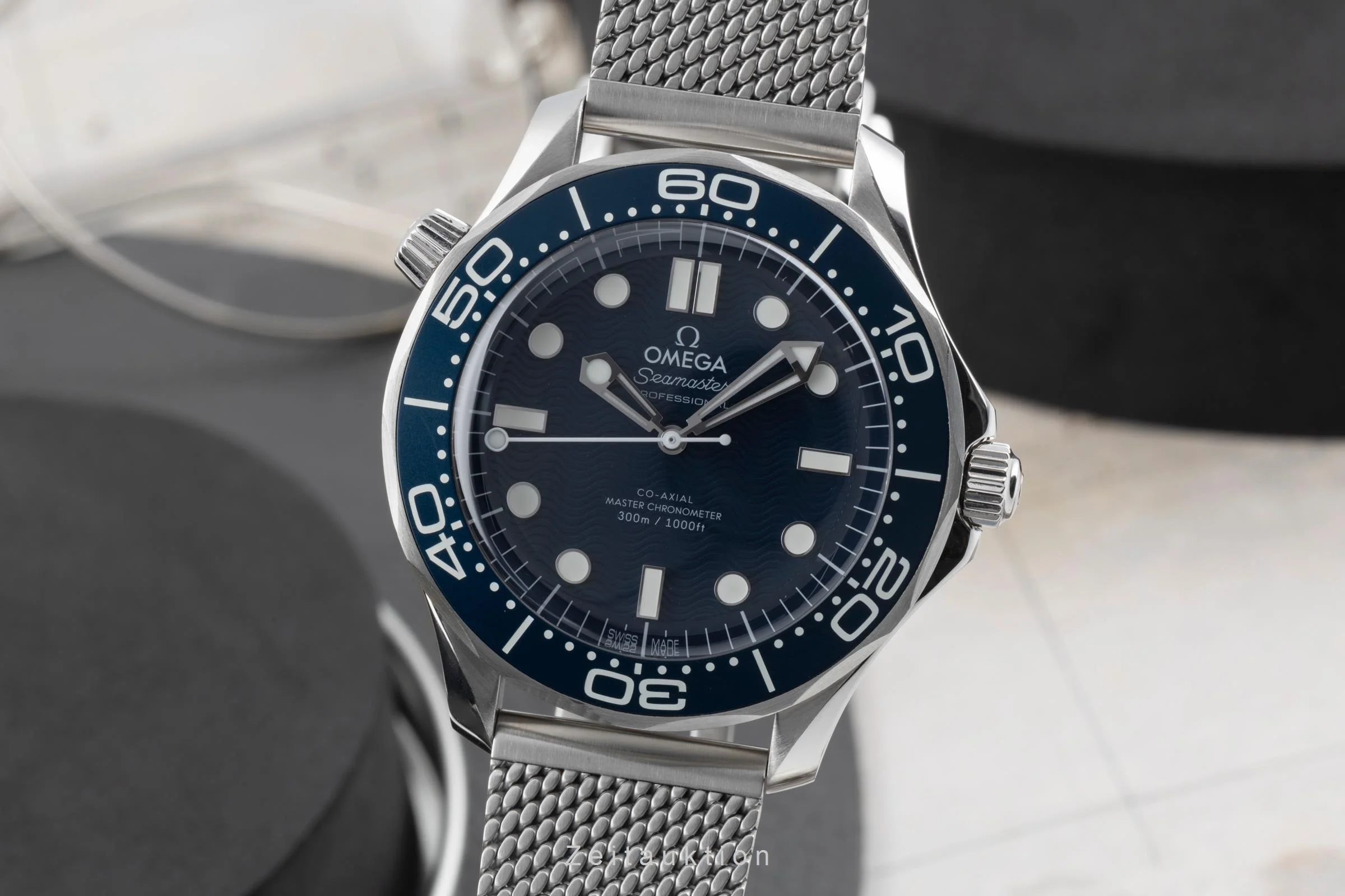 Omega Seamaster steel automatic men's watch 210.30.42.20.03.002  [2506923] - Image 2