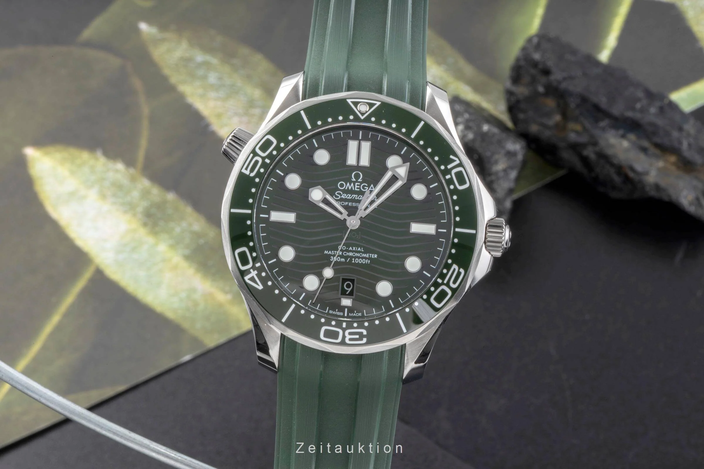 Omega Seamaster steel automatic men's watch 210.30.42.20.10.001 LP: 6100EUR  [2502429] - Image 2