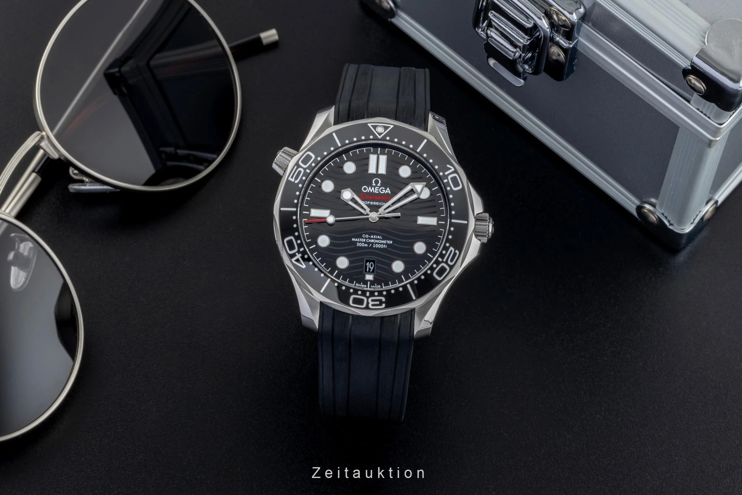Omega Seamaster steel automatic men's watch 210.32.42.20.01.001 LP: 6100EUR  [2505887] - Image 4