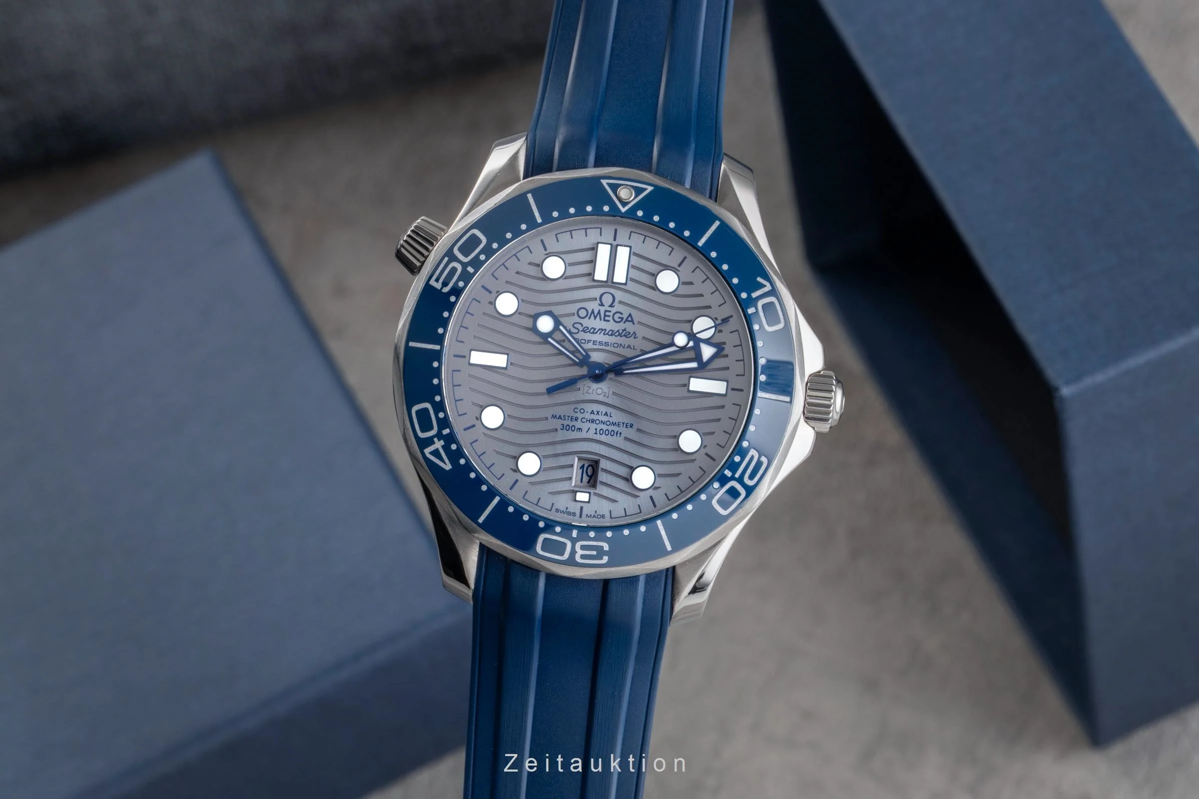 Omega Seamaster steel automatic men's watch 210.32.42.20.06.001  [2503683] - Image 2