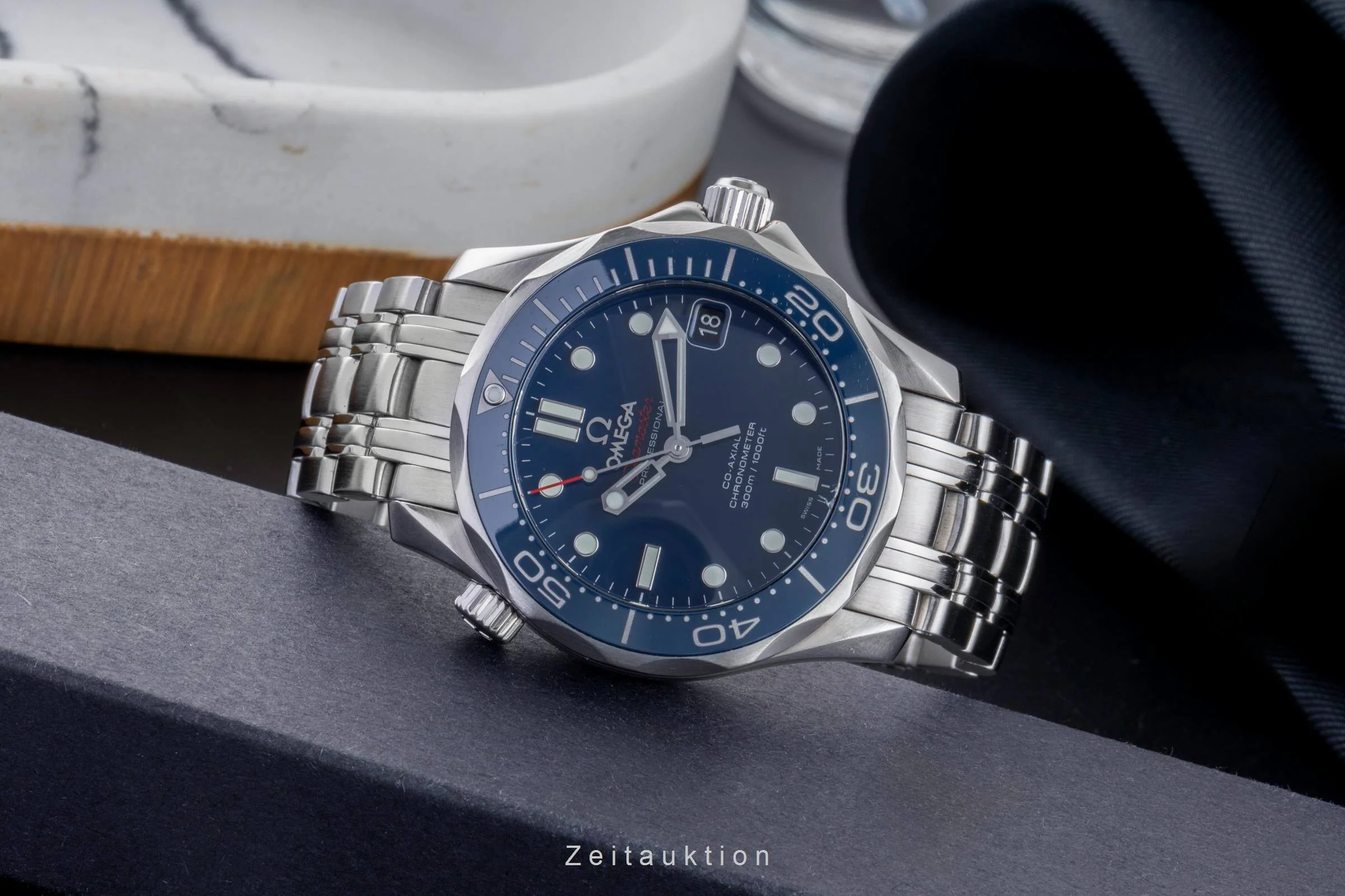 Omega Seamaster steel automatic men's watch 212.30.36.20.03.001  [2405912] - Image 2