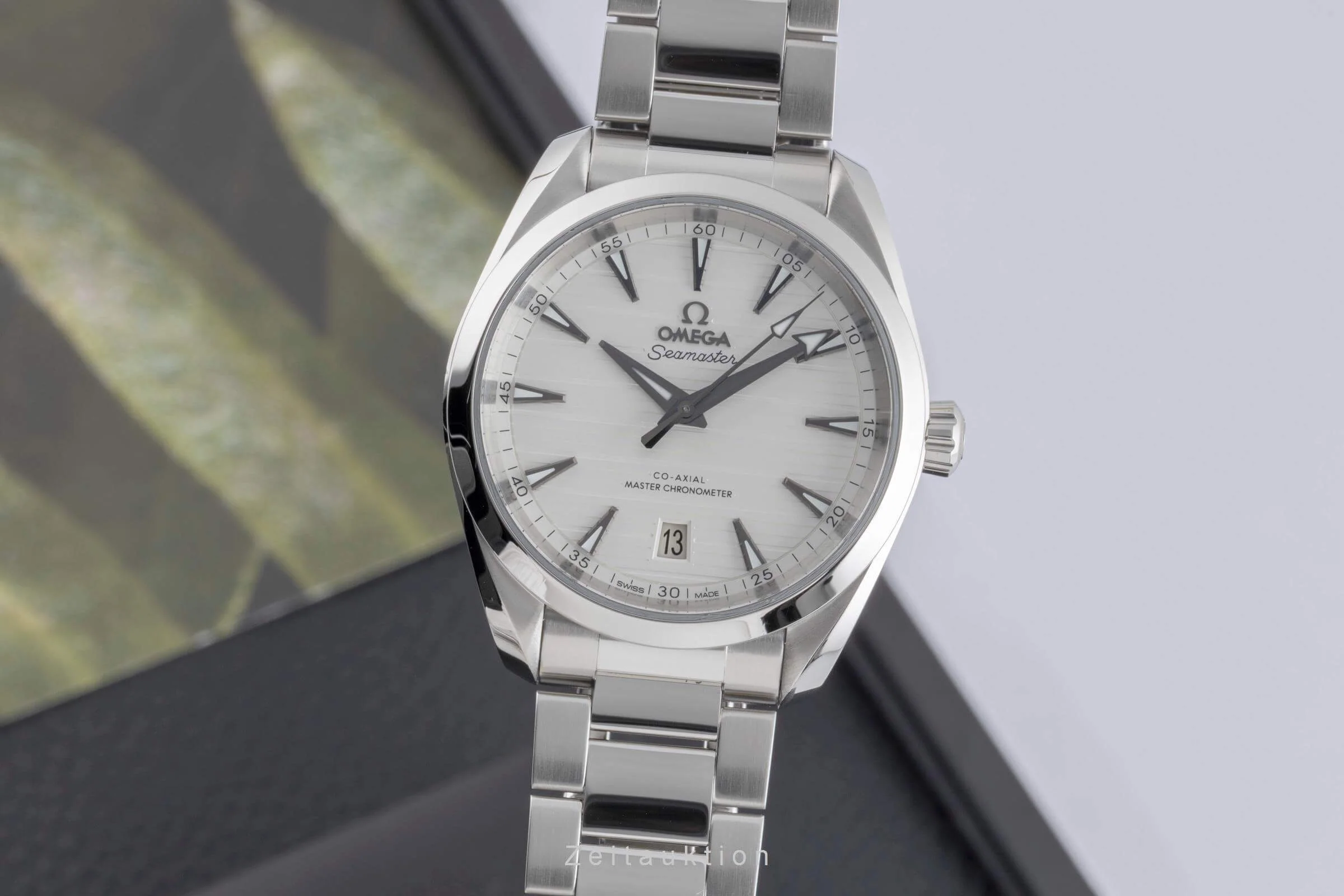 Omega Seamaster steel automatic men's watch 220.10.38.20.02.001 LP: 6800EUR  [2502394] - Image 2