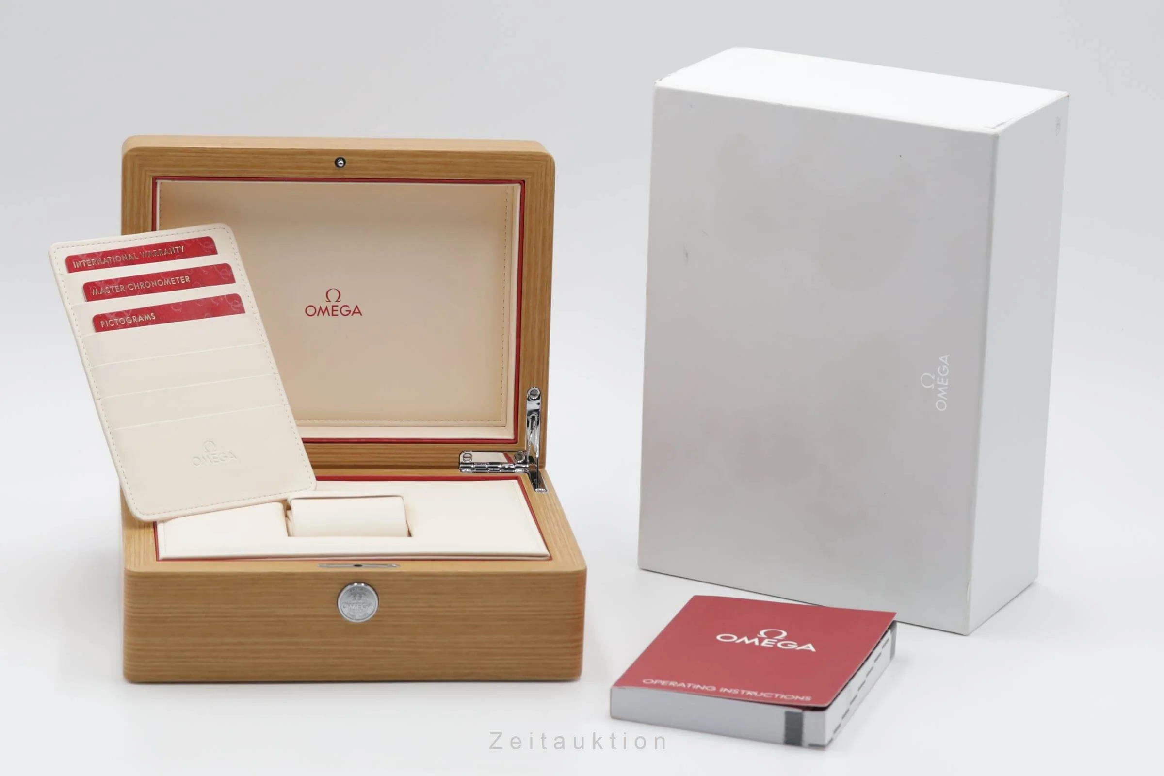 Omega Seamaster steel automatic men's watch 220.10.38.20.02.001 LP: 6800EUR  [2502394] - Image 9