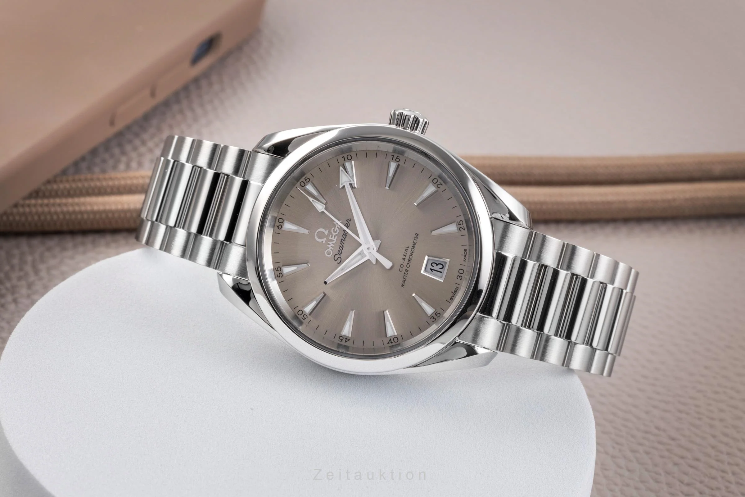 Omega Seamaster steel automatic men's watch 220.10.38.20.09.001 LP: 7200EUR  [2505126] - Image 3