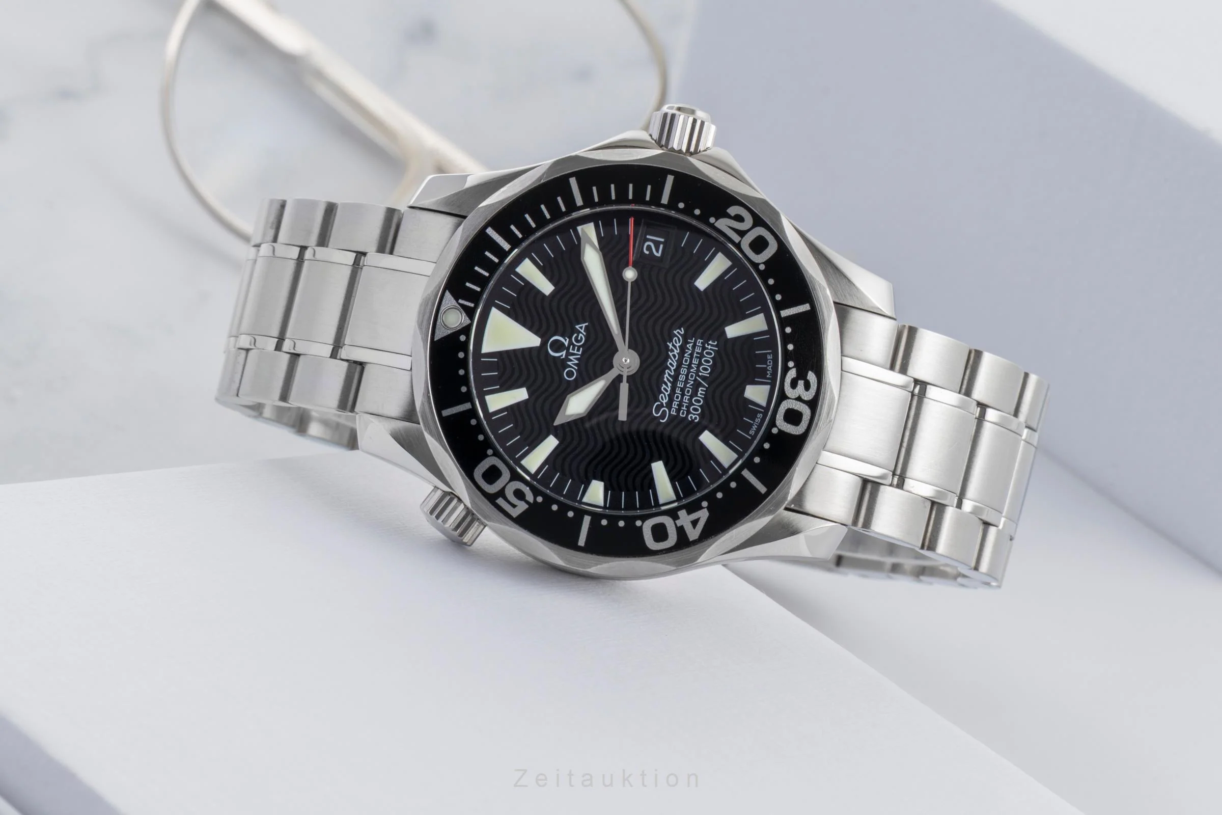 Omega Seamaster steel automatic men's watch 2252.50.00  [2600638] - Image 3