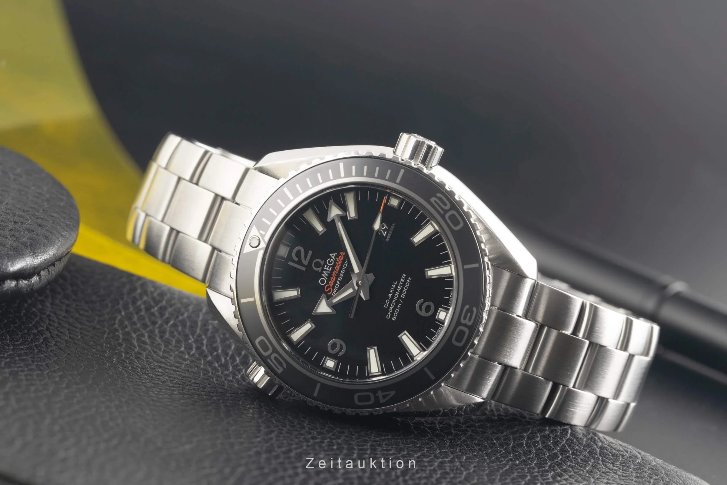 Omega Seamaster steel automatic men's watch 232.30.38.20.01.001  [2501621] - Image 3