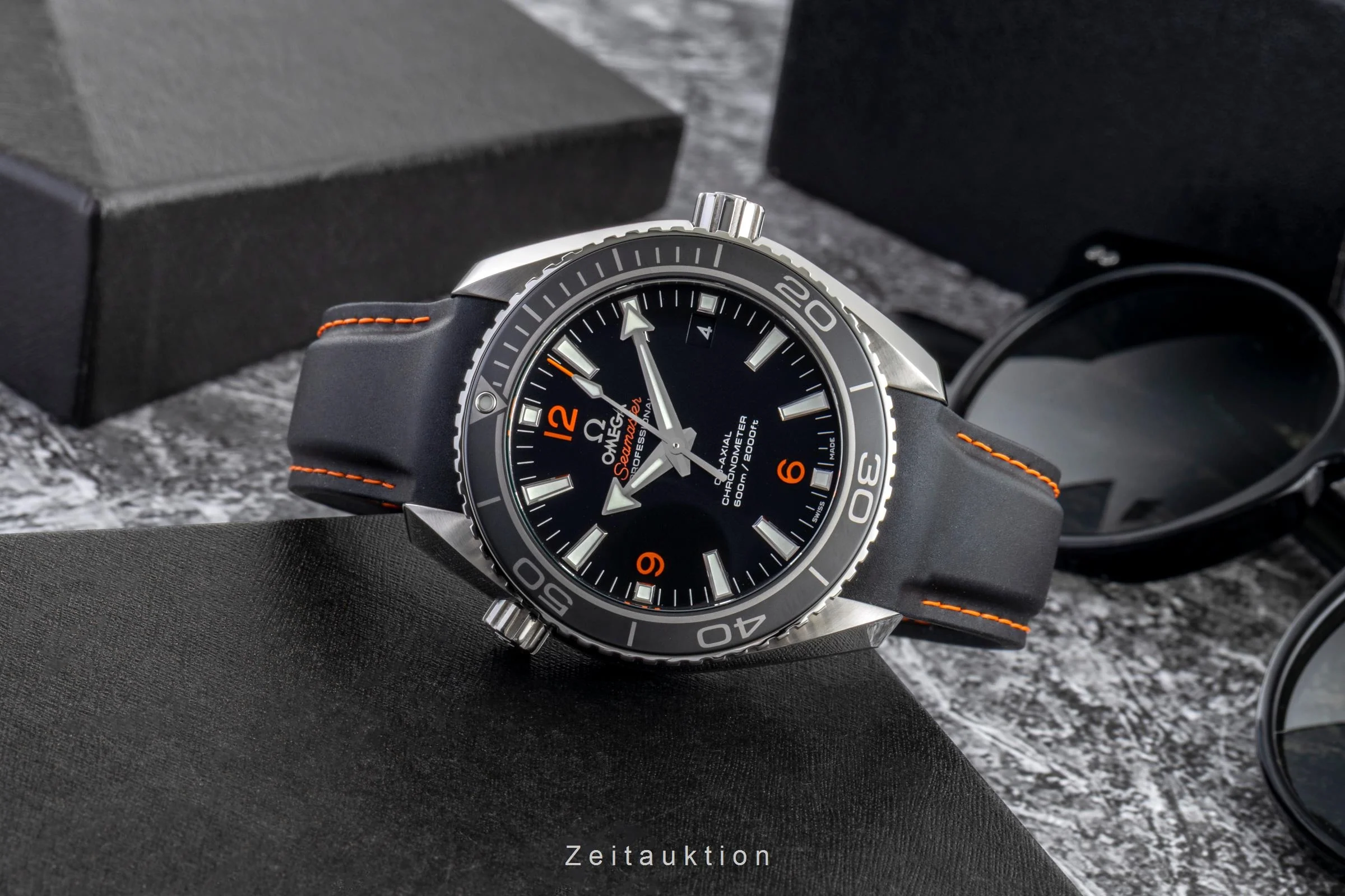 Omega Seamaster steel automatic men's watch 232.32.46.21.01.005  [2600863] - Image 3