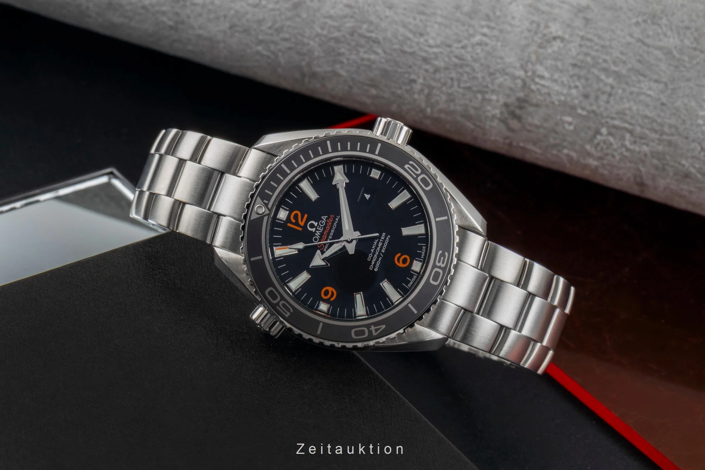 Omega Seamaster steel automatic men's watch 232.33.38.20.01.002  [2600434] - Image 3