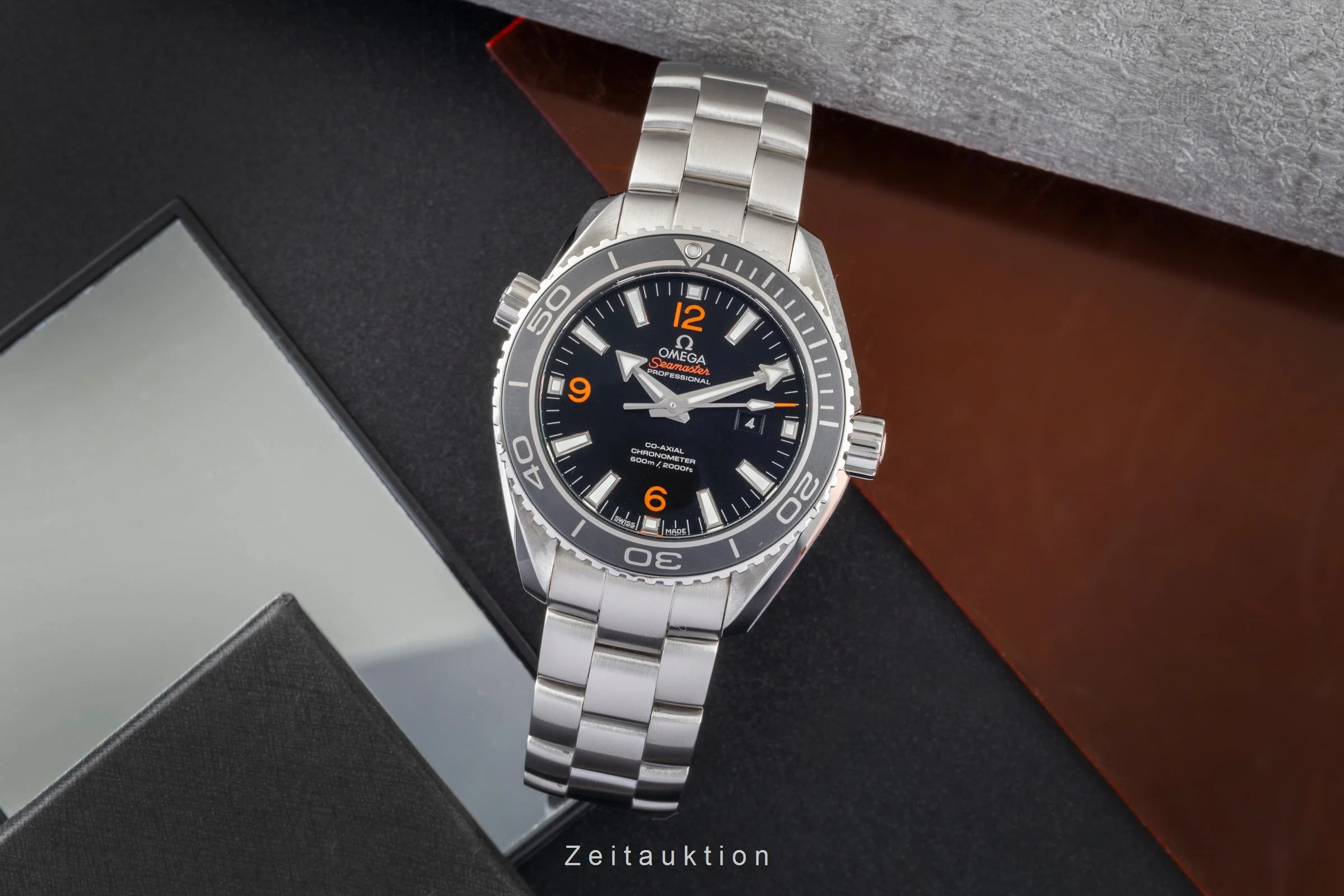 Omega Seamaster steel automatic men's watch 232.33.38.20.01.002  [2600434] - Image 4