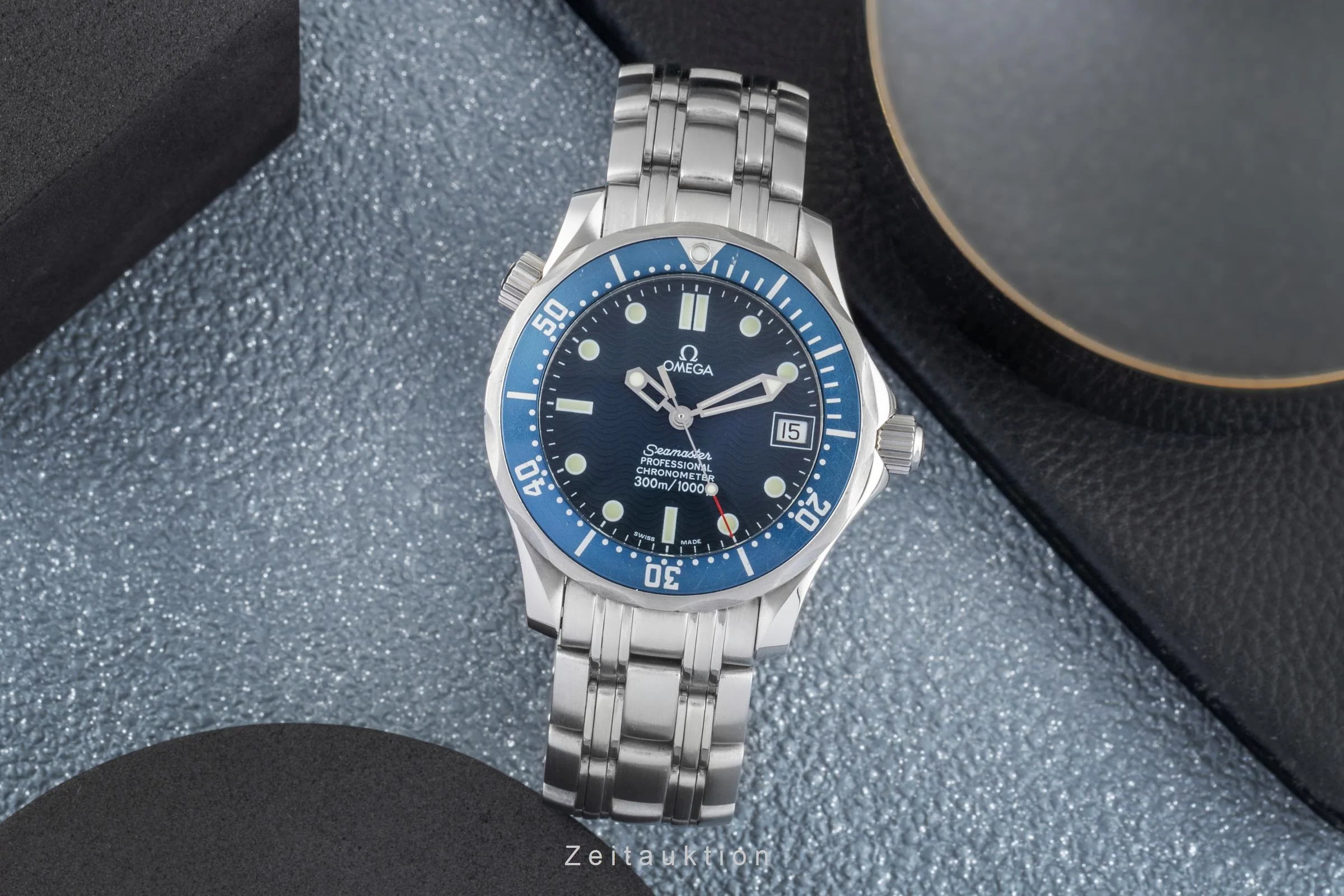 Omega Seamaster steel automatic men's watch 2551.80.00  [2502968] - Image 4