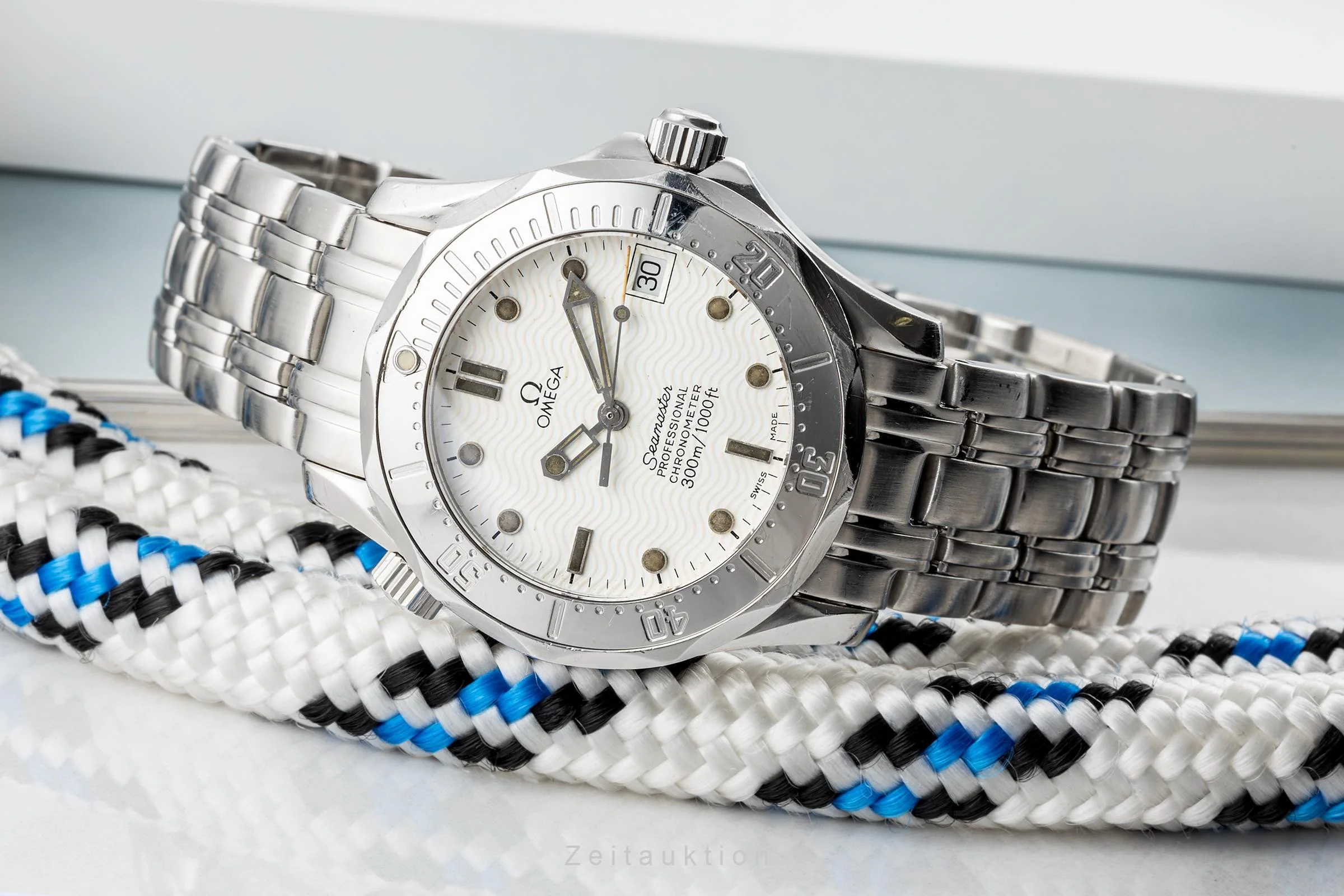 Omega Seamaster steel automatic men's watch 2552.20.00 LP: 6500EUR  [2302212] - Image 3