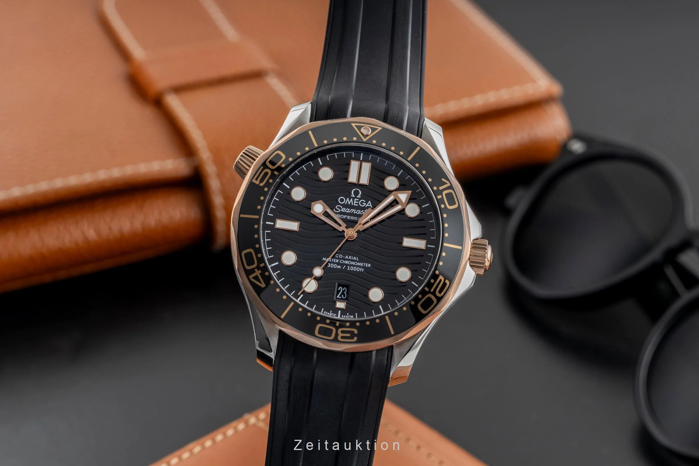 Omega Seamaster steel / gold automatic men's watch 210.22.42.20.01.002  [2504503] - Image 2