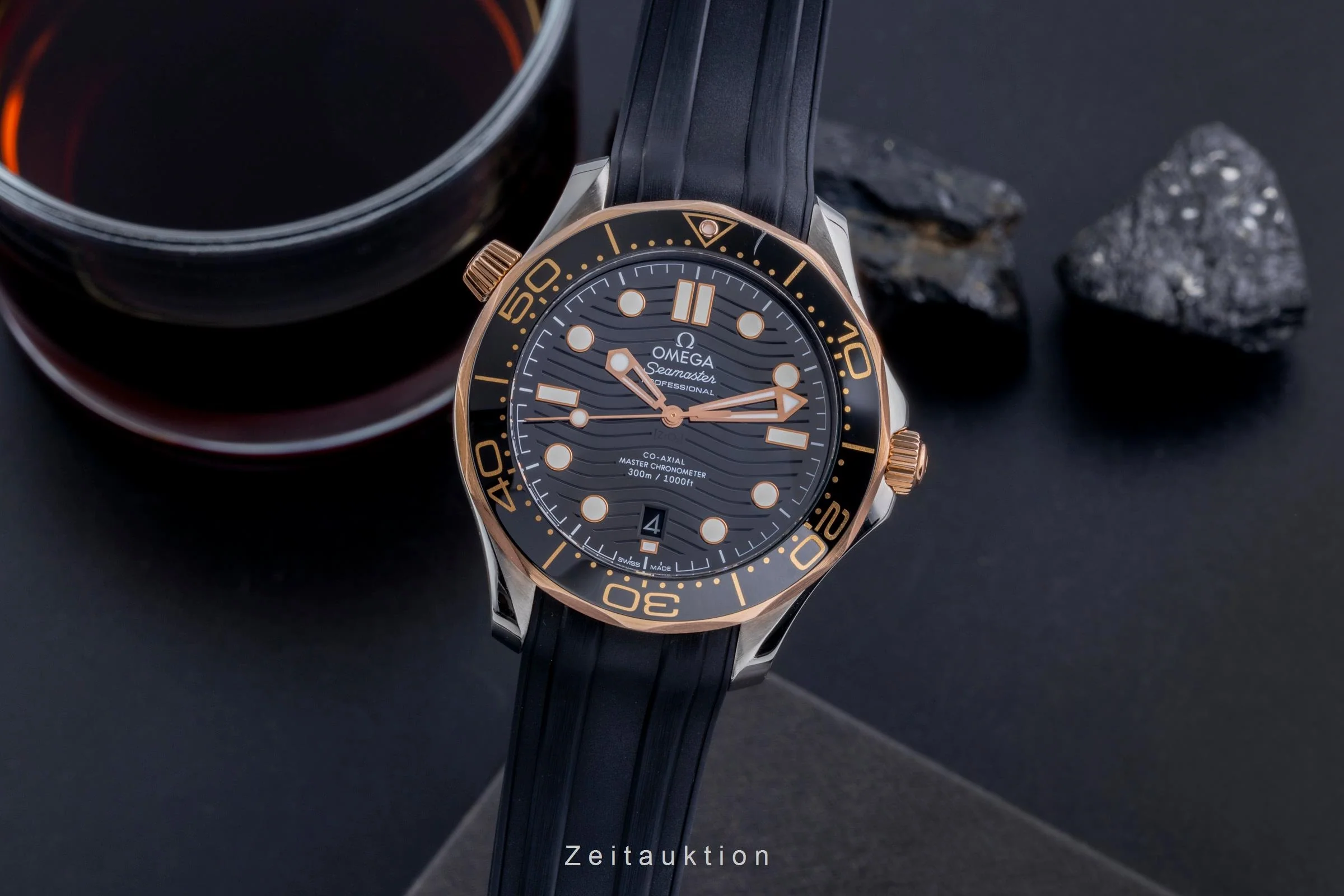 Omega Seamaster steel / gold automatic men's watch 210.22.42.20.01.002 LP: 9100EUR  [2507334] - Image 2