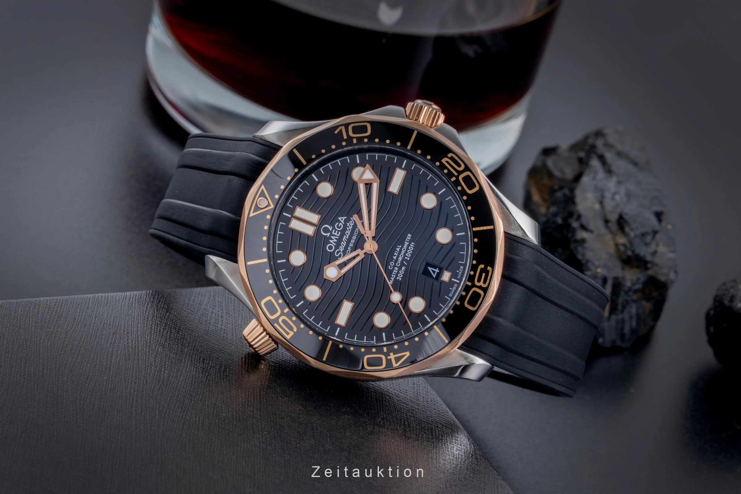 Omega Seamaster steel / gold automatic men's watch 210.22.42.20.01.002 LP: 9100EUR  [2507334] - Image 3