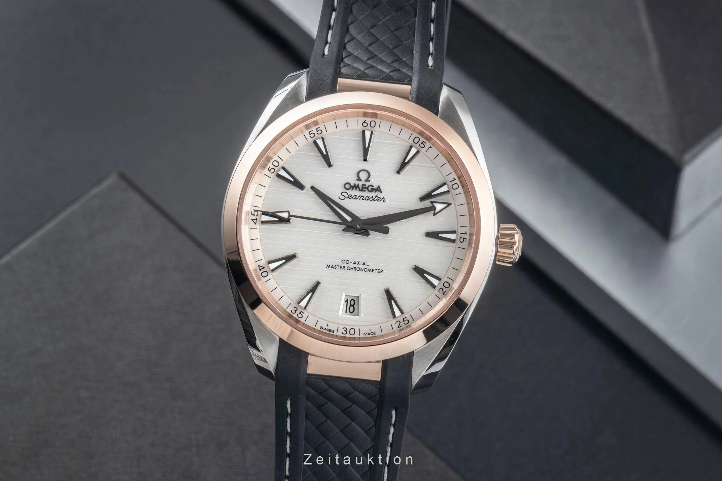Omega Seamaster steel / gold automatic men's watch 220.22.41.21.02.001 LP: 10700EUR  [2501051] - Image 2