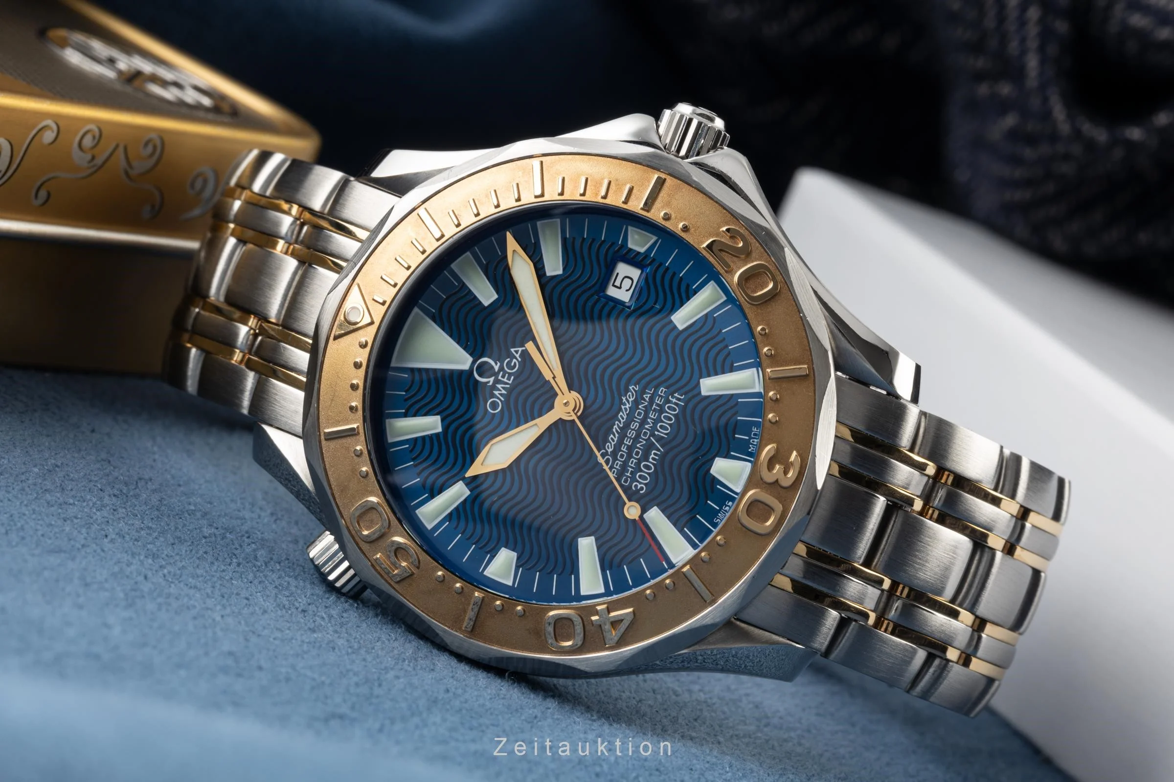 Omega Seamaster steel / gold automatic men's watch 2455.80.00, 168.1640 LP: 13400EUR  [2303981] - Image 2