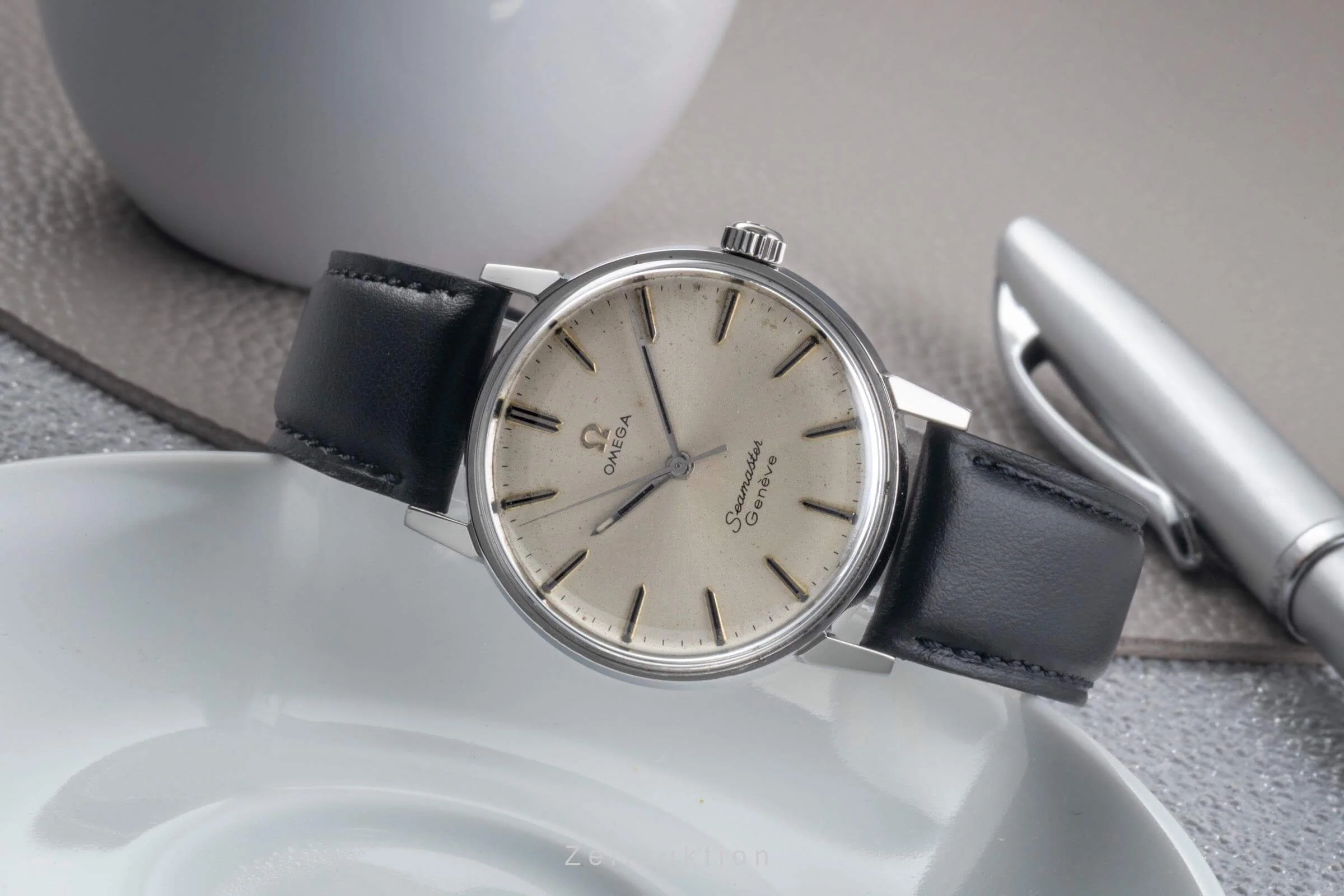 Omega Seamaster steel manual winding men's watch 135.011 Vintage  [2500337] - Image 3