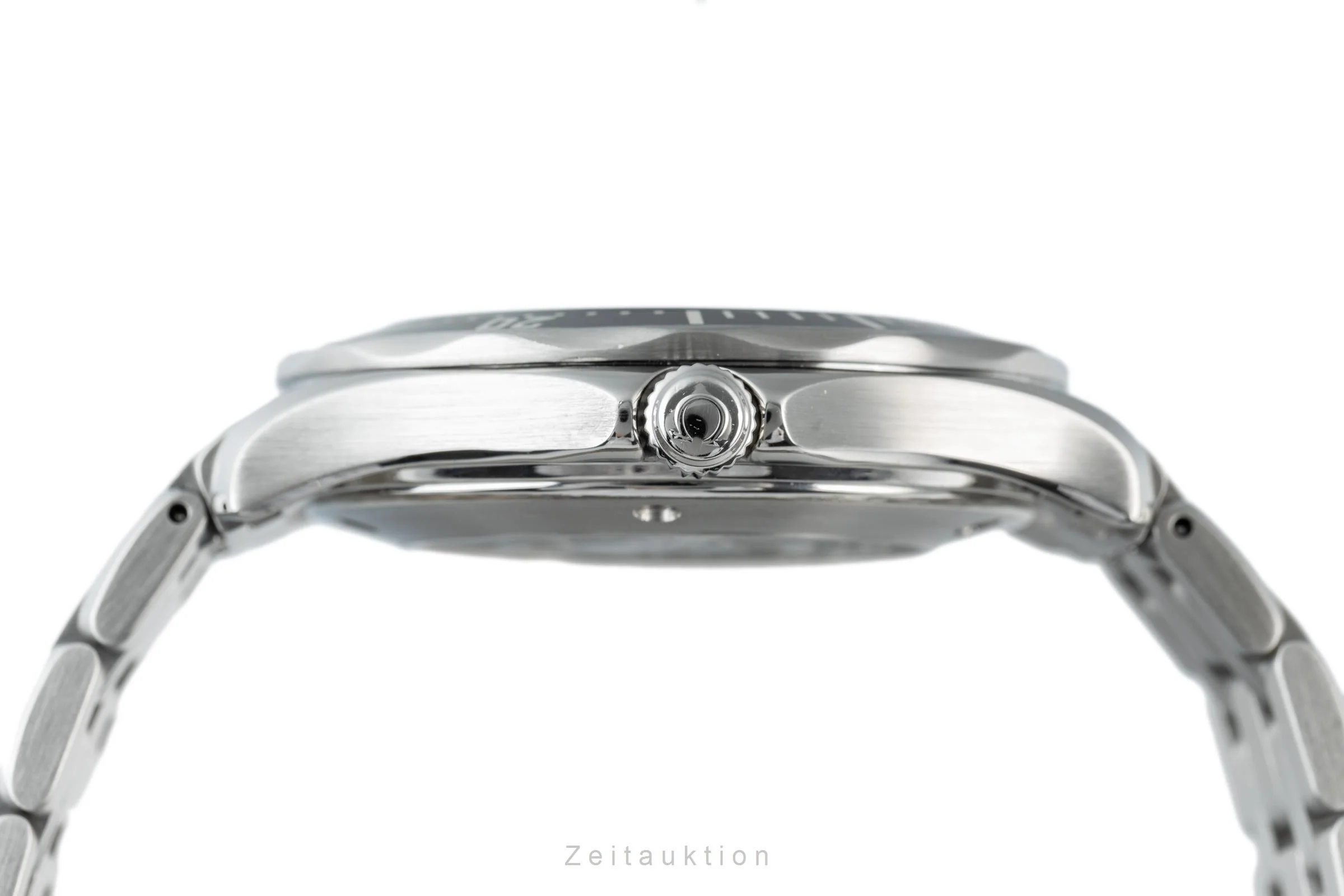 Omega Seamaster steel quartz men's watch 212.30.41.61.01.001 LP: 5600EUR  [2201053] - Image 10