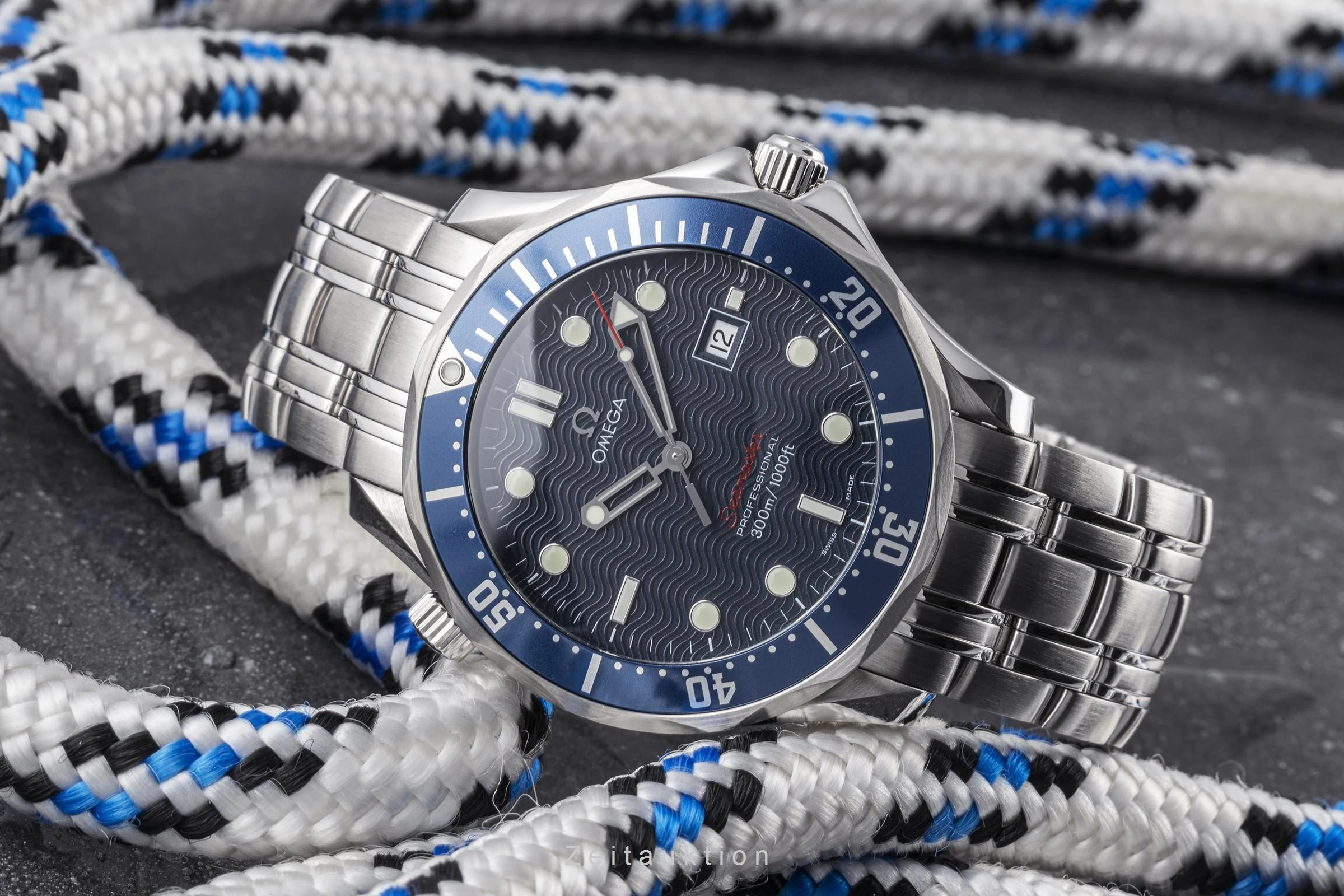 Omega Seamaster steel quartz men's watch 2221.80.00  [2301739] - Image 2