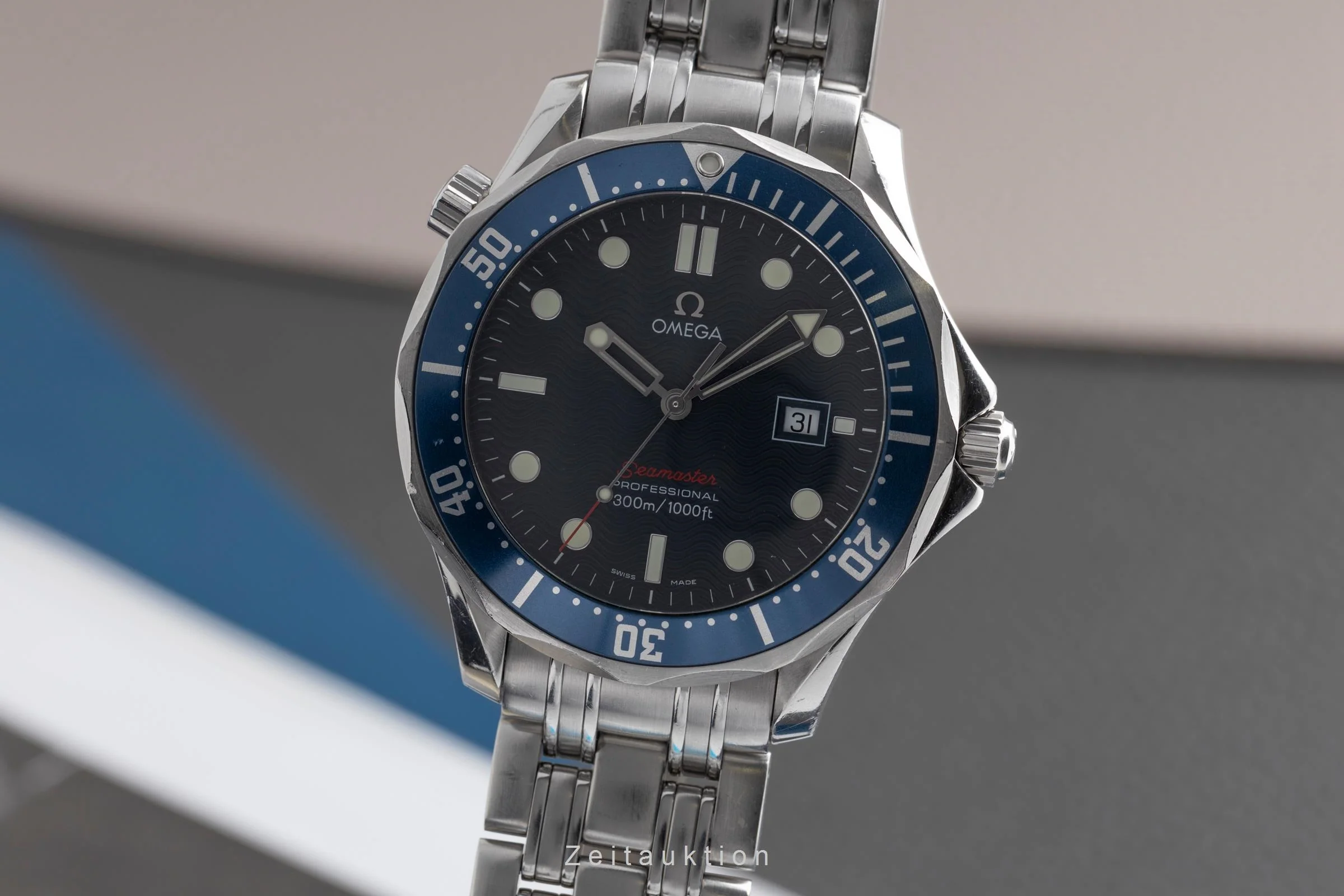 Omega Seamaster steel quartz men's watch 2221.80.00  [2502403] - Image 2