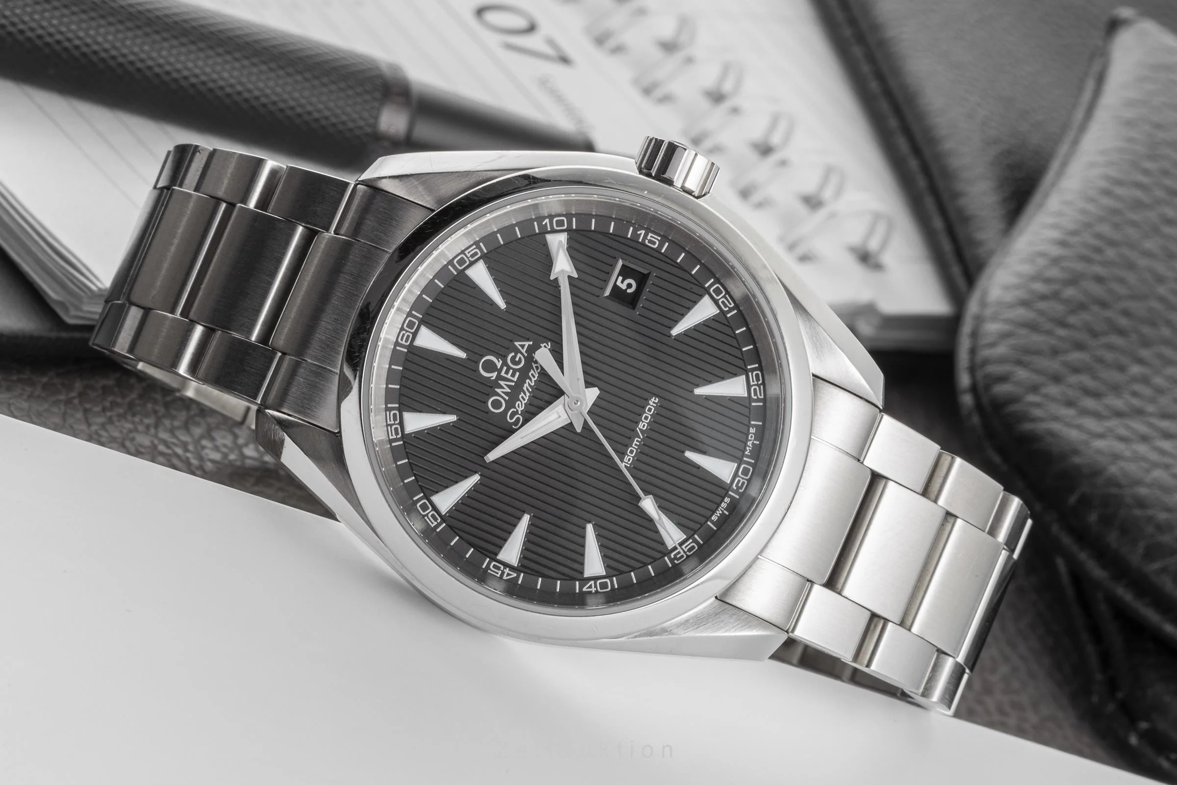 Omega Seamaster steel quartz men's watch 231.10.39.60.06.001  [2301626] - Image 2