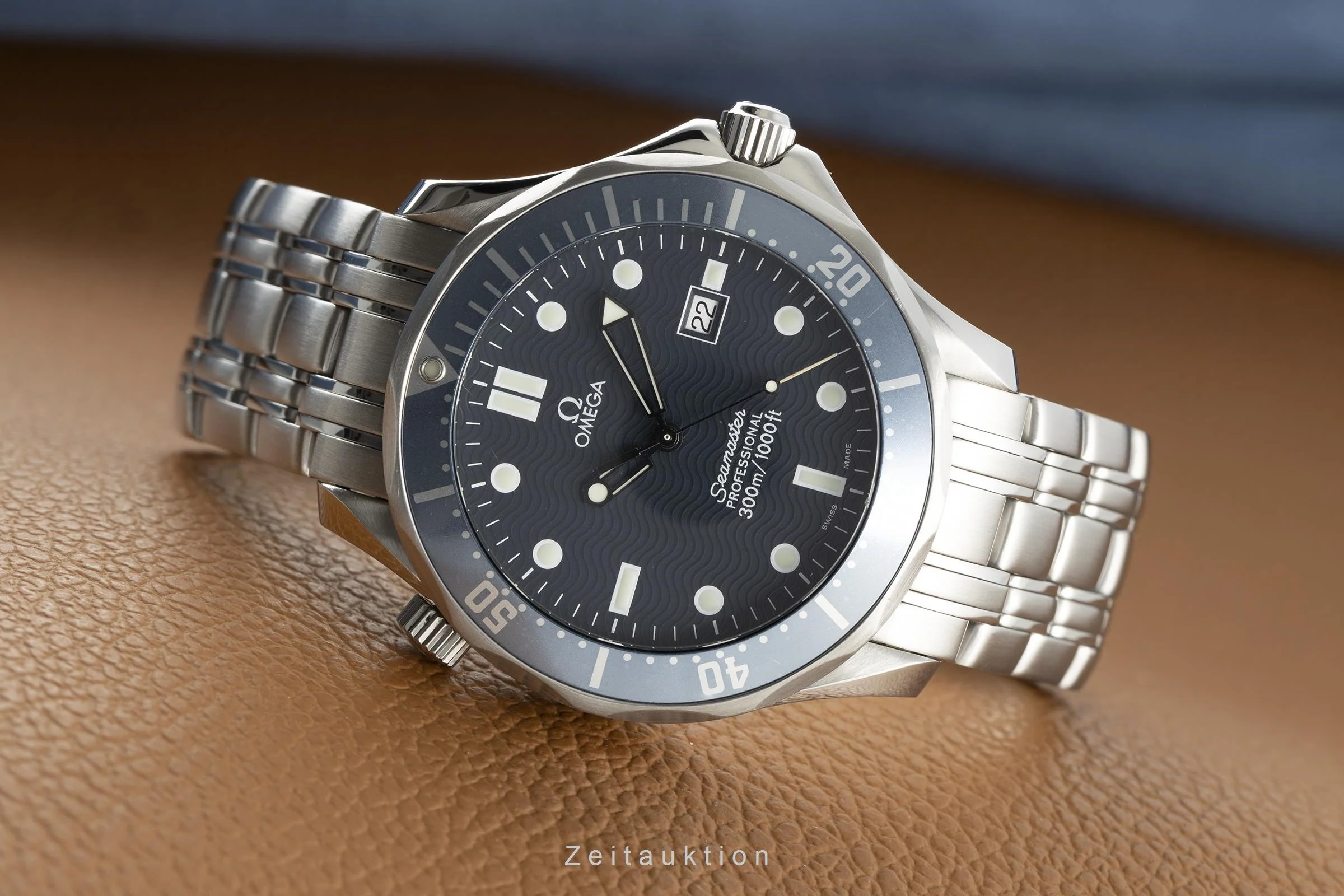 Omega Seamaster steel quartz men's watch 2541.80.00 LP: 5100EUR  [2109377] - Image 2