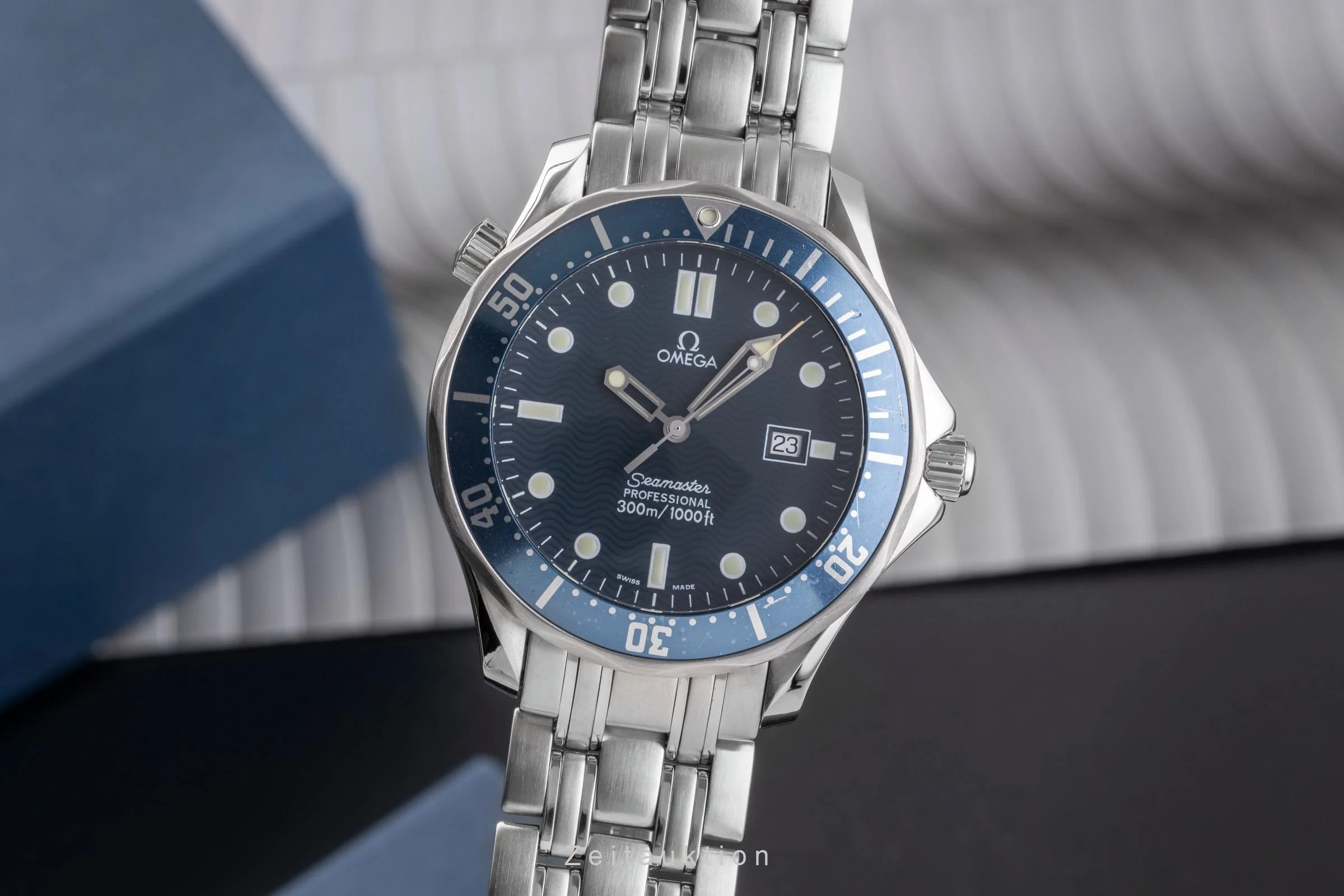 Omega Seamaster steel quartz men's watch 2541.80.00  [2503937] - Image 2