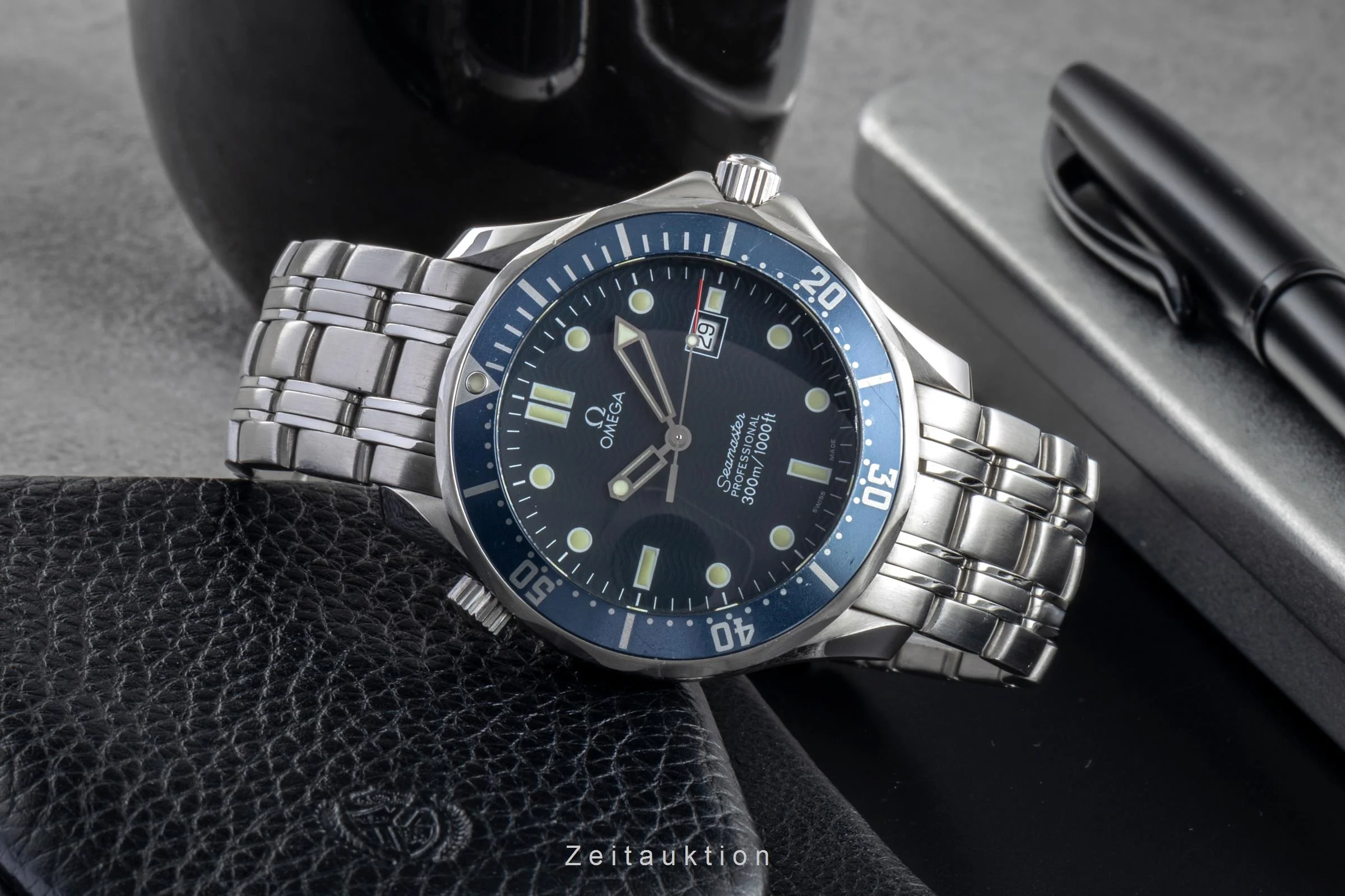 Omega Seamaster steel quartz men's watch 2541.80.00  [2506553] - Image 3