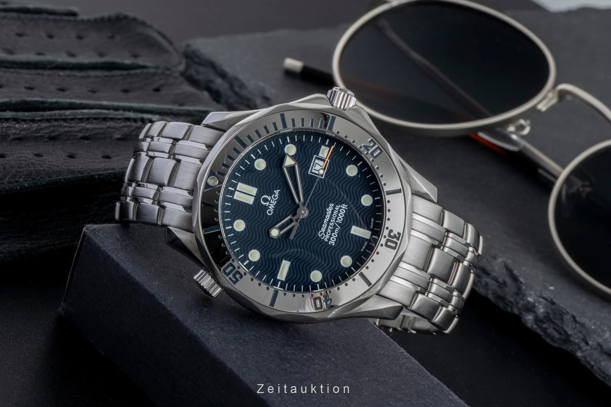 Omega Seamaster steel quartz men's watch 2542.80.00  [2507066] - Image 3