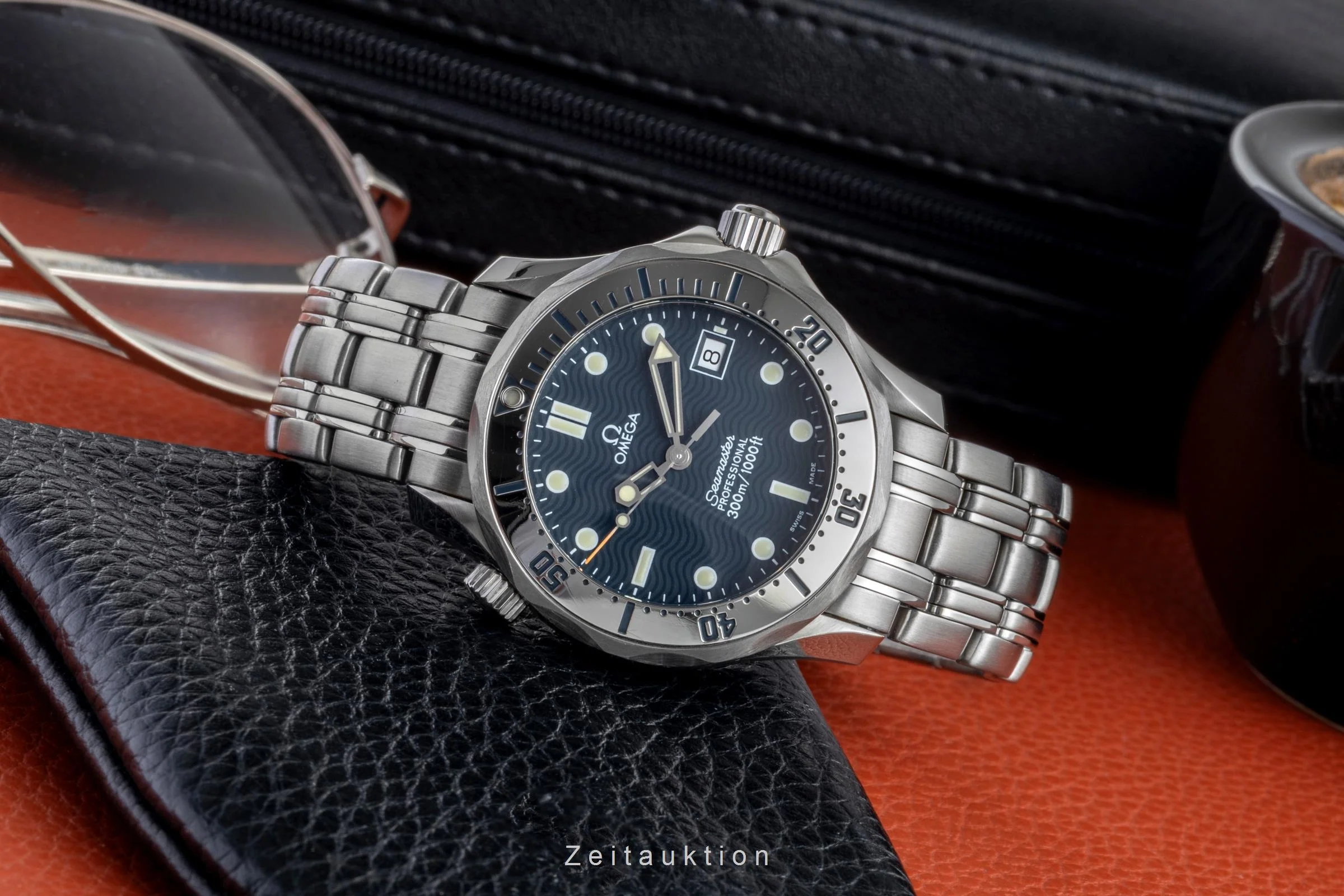Omega Seamaster steel quartz men's watch 2562.80.00  [2506536] - Image 3