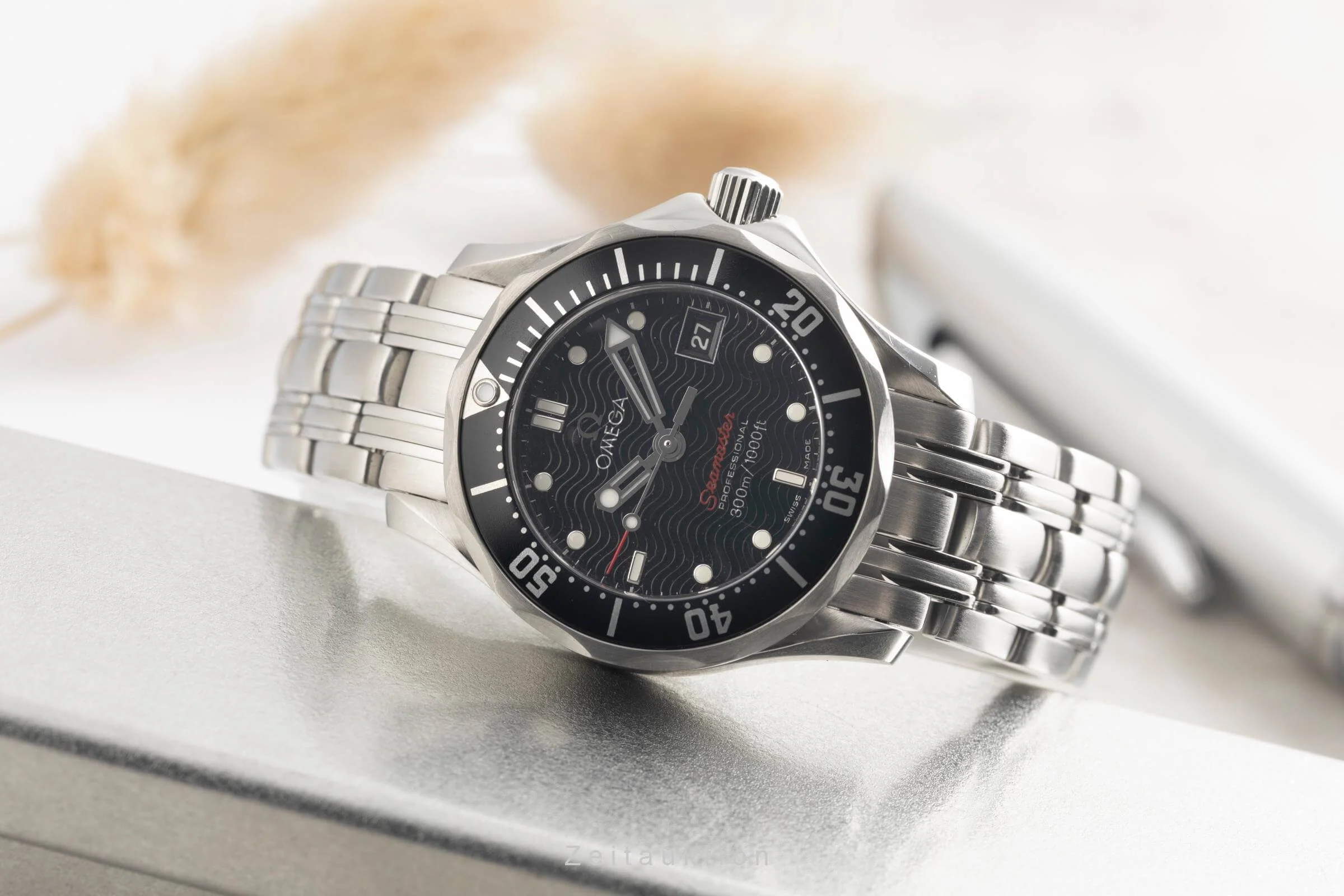 Omega Seamaster steel quartz women's watch 212.30.28.61.01.001  [2501366] - Image 3