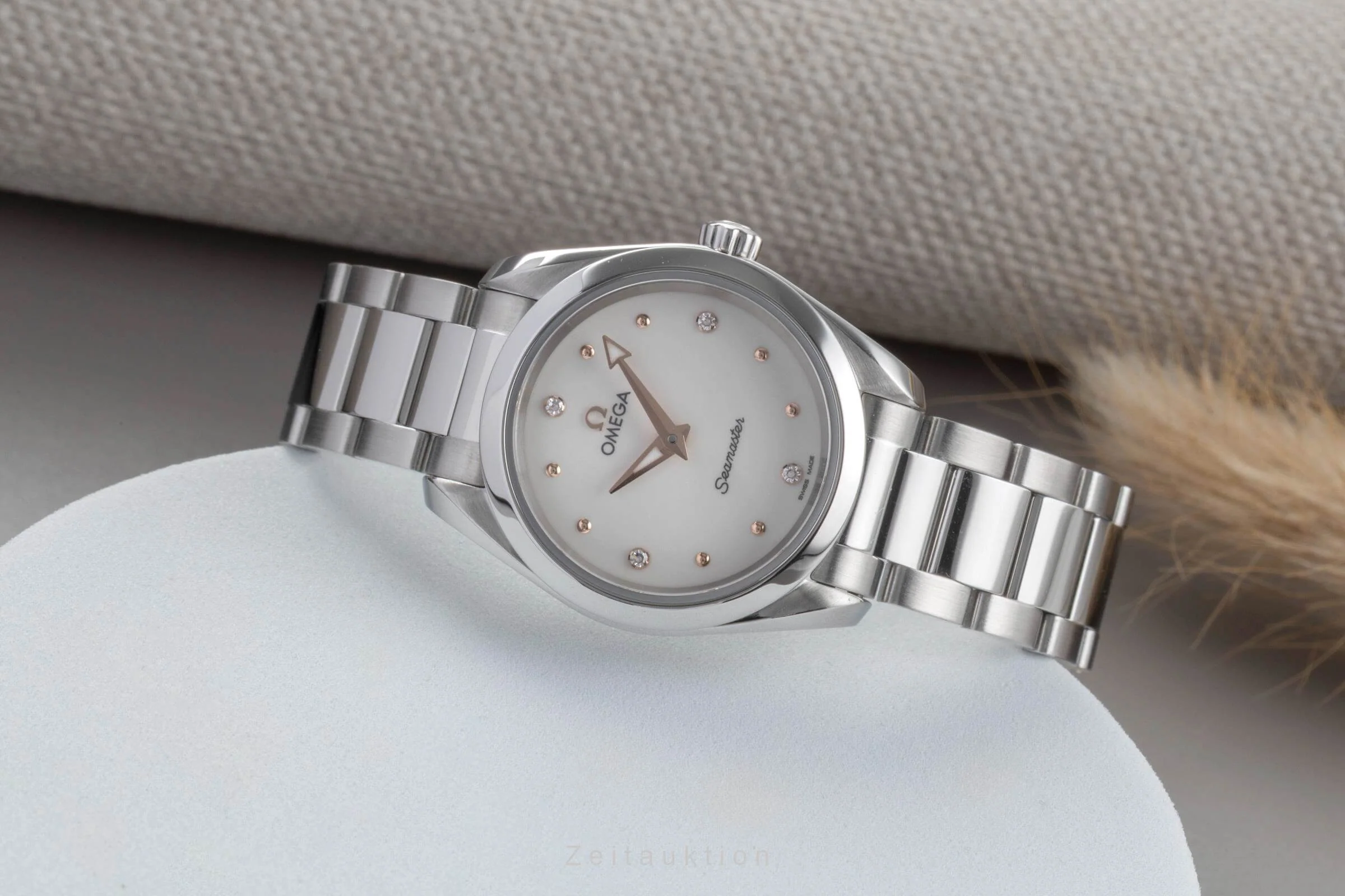 Omega Seamaster steel quartz women's watch 220.10.28.60.54.001 LP: 3600EUR  [2501819] - Image 3