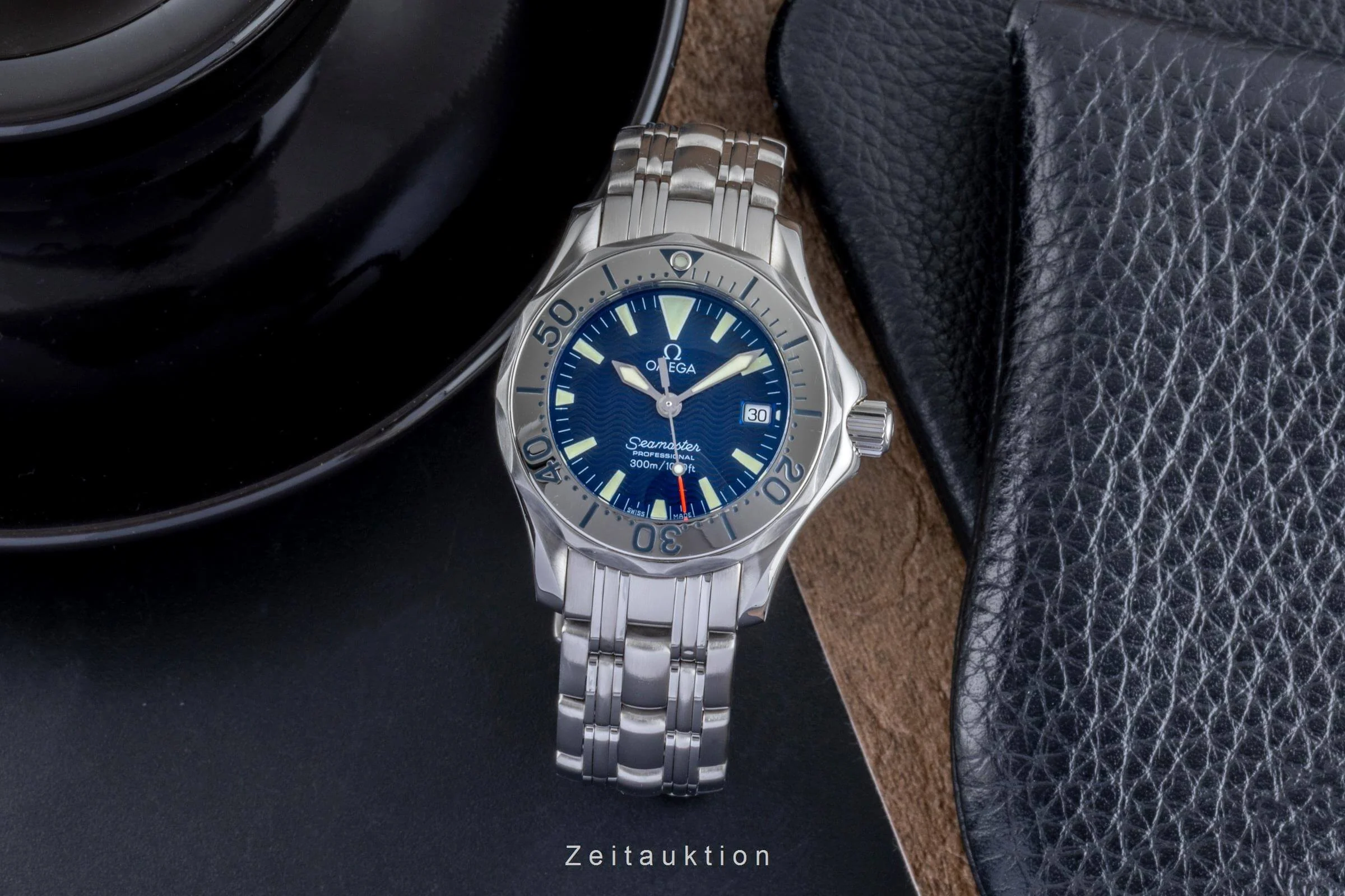 Omega Seamaster steel quartz women's watch 2283.80.00  [2502002] - Image 4