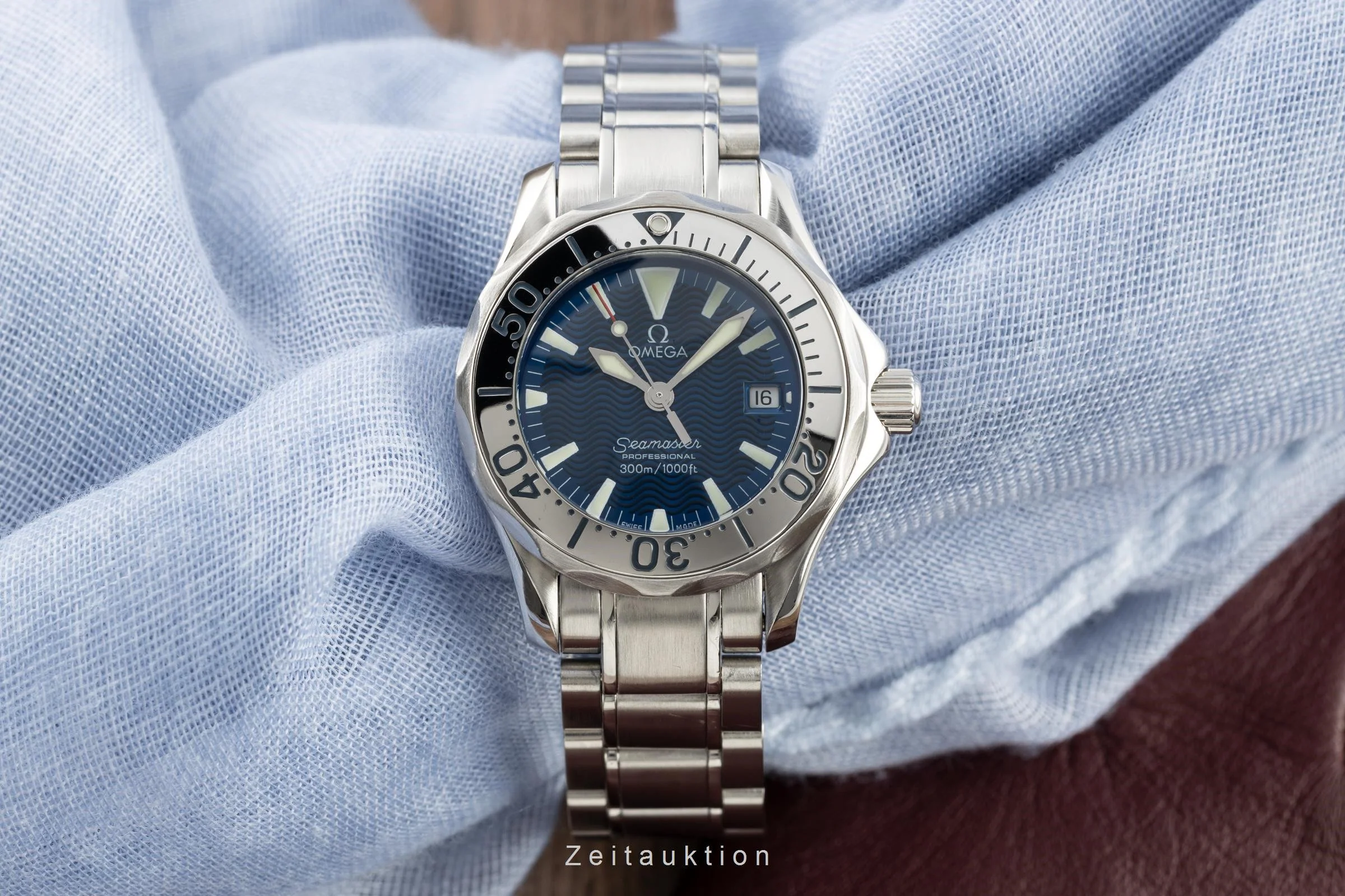 Omega Seamaster steel quartz women's watch 2285.80.00, 596.1640 LP: 4500EUR  [2200466] - Image 3