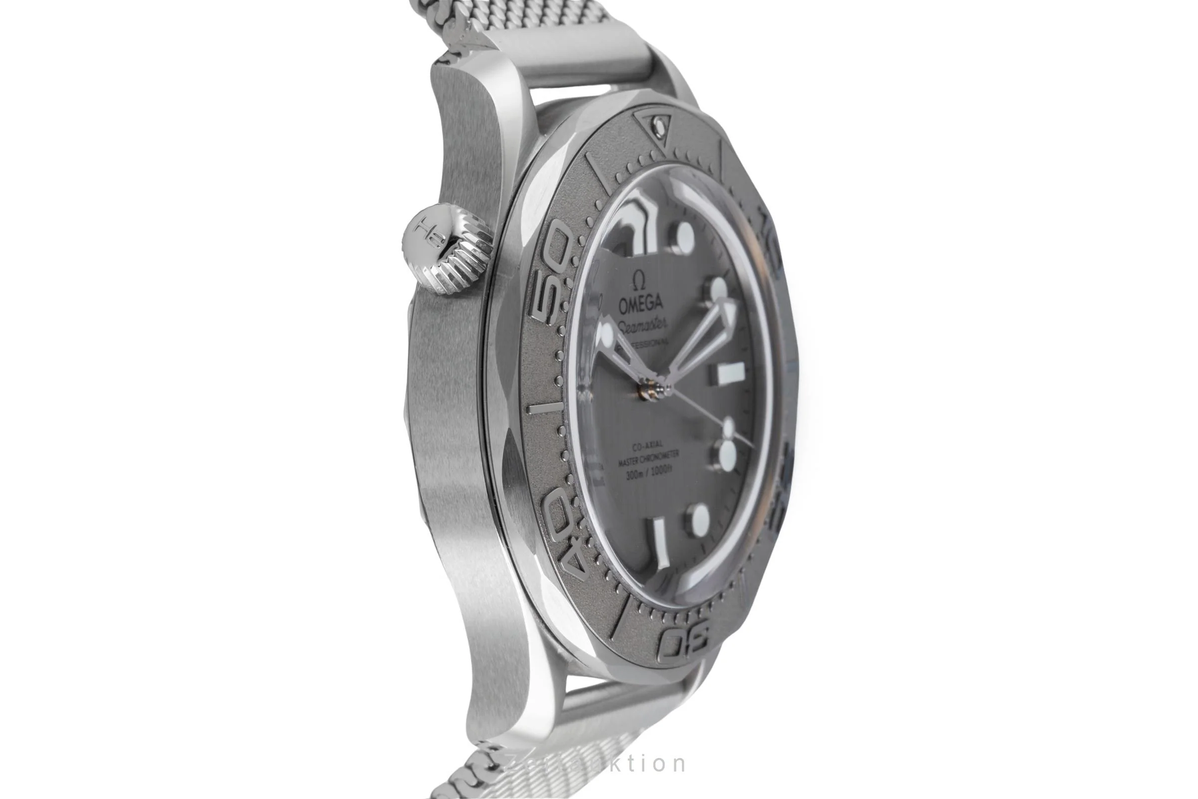 Omega Seamaster steel / titanium automatic men's watch 210.30.42.20.06.002  [2507484] - Image 8