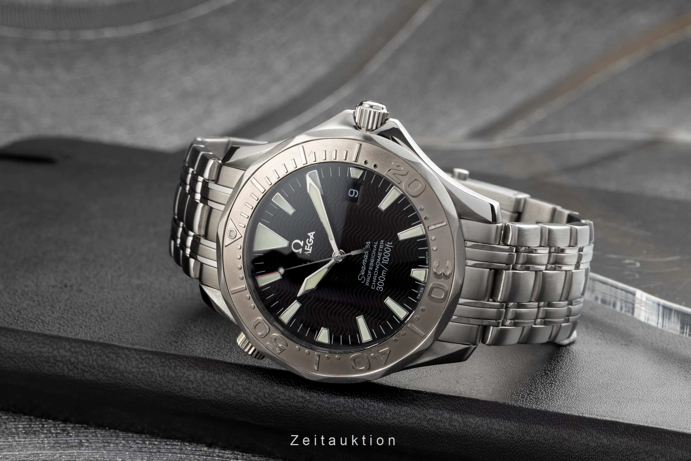 Omega Seamaster steel / white gold automatic men's watch 2230.50.00, 168.1642 LP: 6300EUR  [2300367] - Image 2
