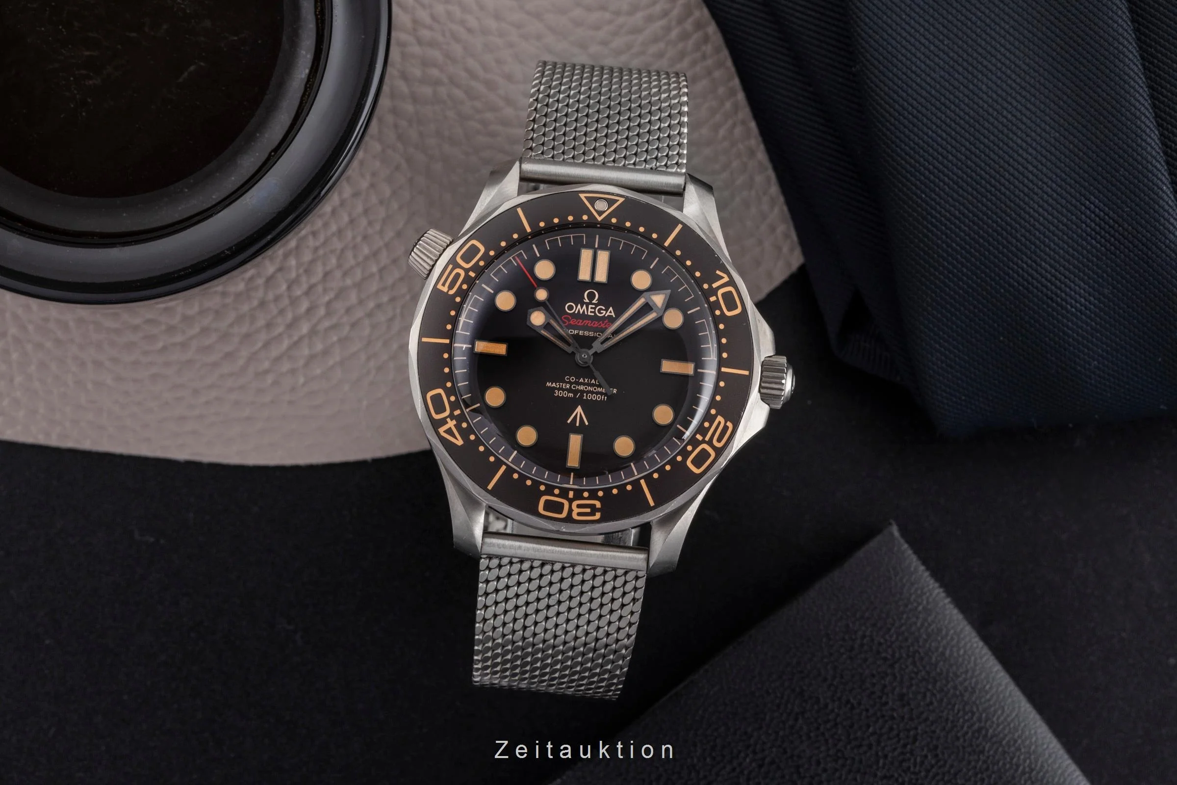 Omega Seamaster titanium automatic men's watch 210.90.42.20.01.001 LP: 10900EUR  [2502746] - Image 4