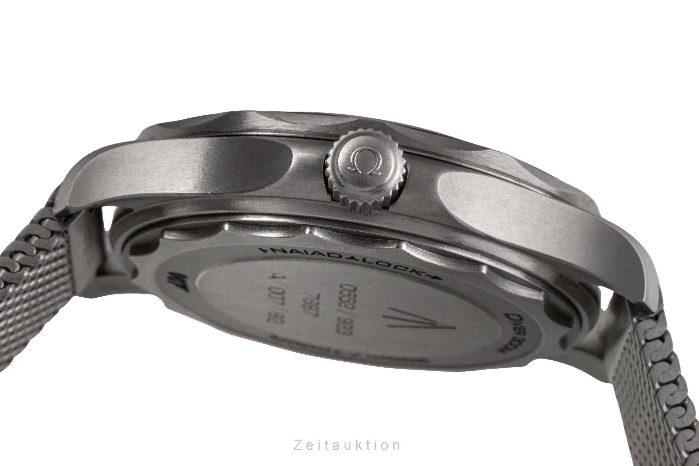 Omega Seamaster titanium automatic men's watch 210.90.42.20.01.001 LP: 10900EUR  [2504062] - Image 12