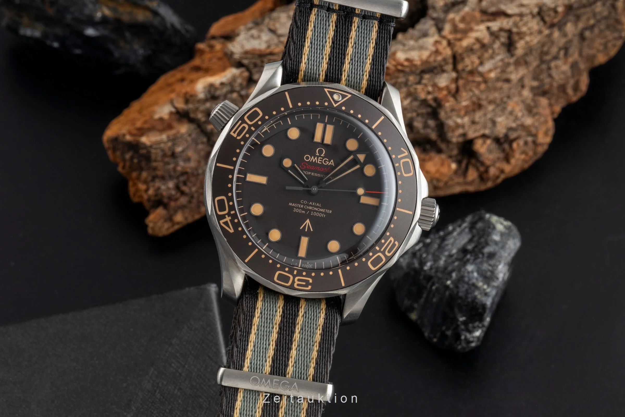 Omega Seamaster titanium automatic men's watch 210.92.42.20.01.001 LP: 9700EUR  [2506718] - Image 2