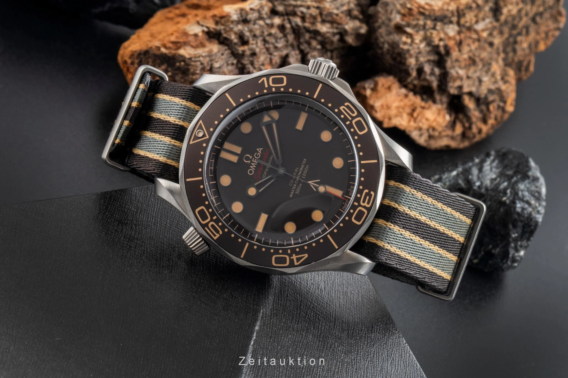 Omega Seamaster titanium automatic men's watch 210.92.42.20.01.001 LP: 9700EUR  [2506718] - Image 3