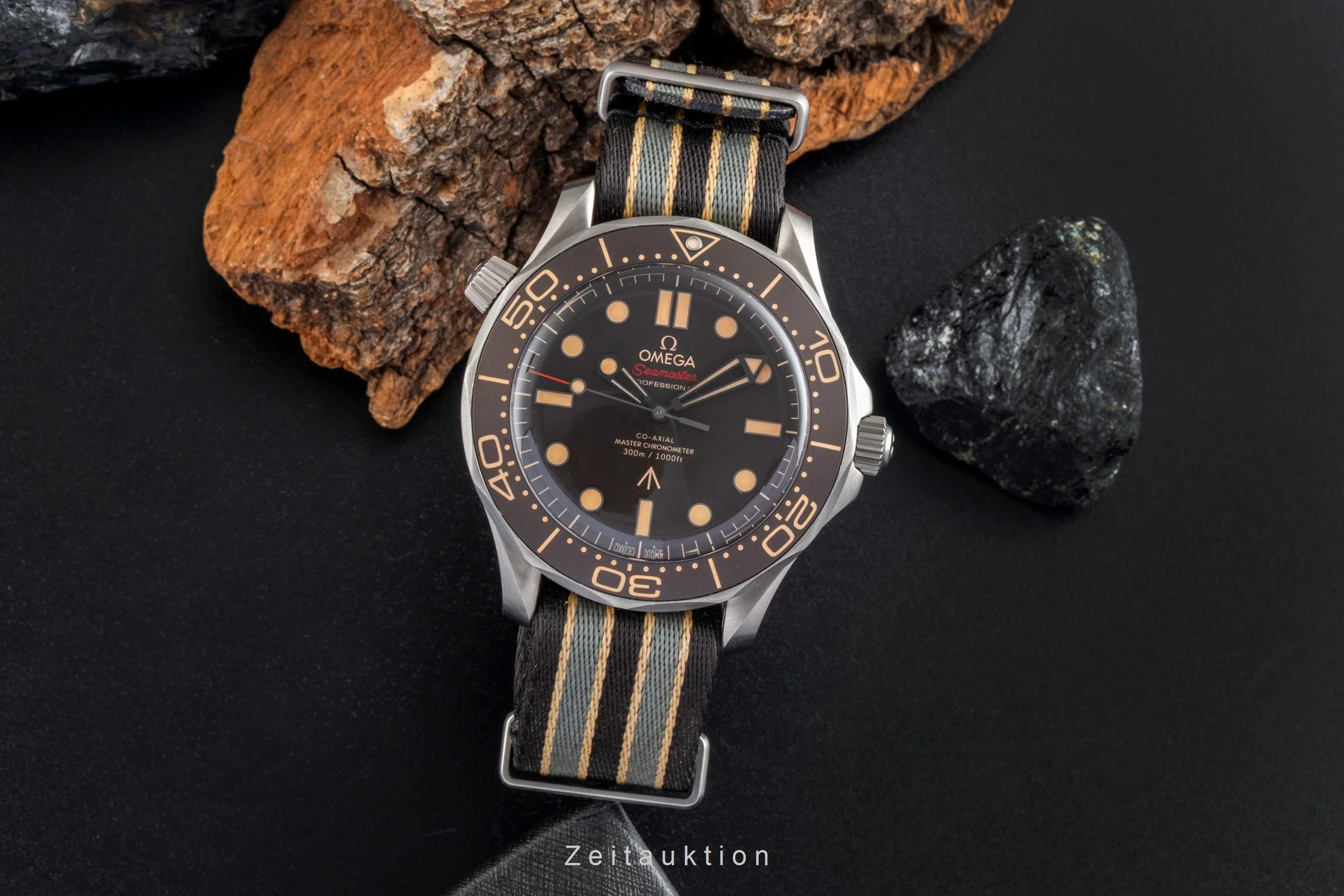 Omega Seamaster titanium automatic men's watch 210.92.42.20.01.001 LP: 9700EUR  [2506718] - Image 4