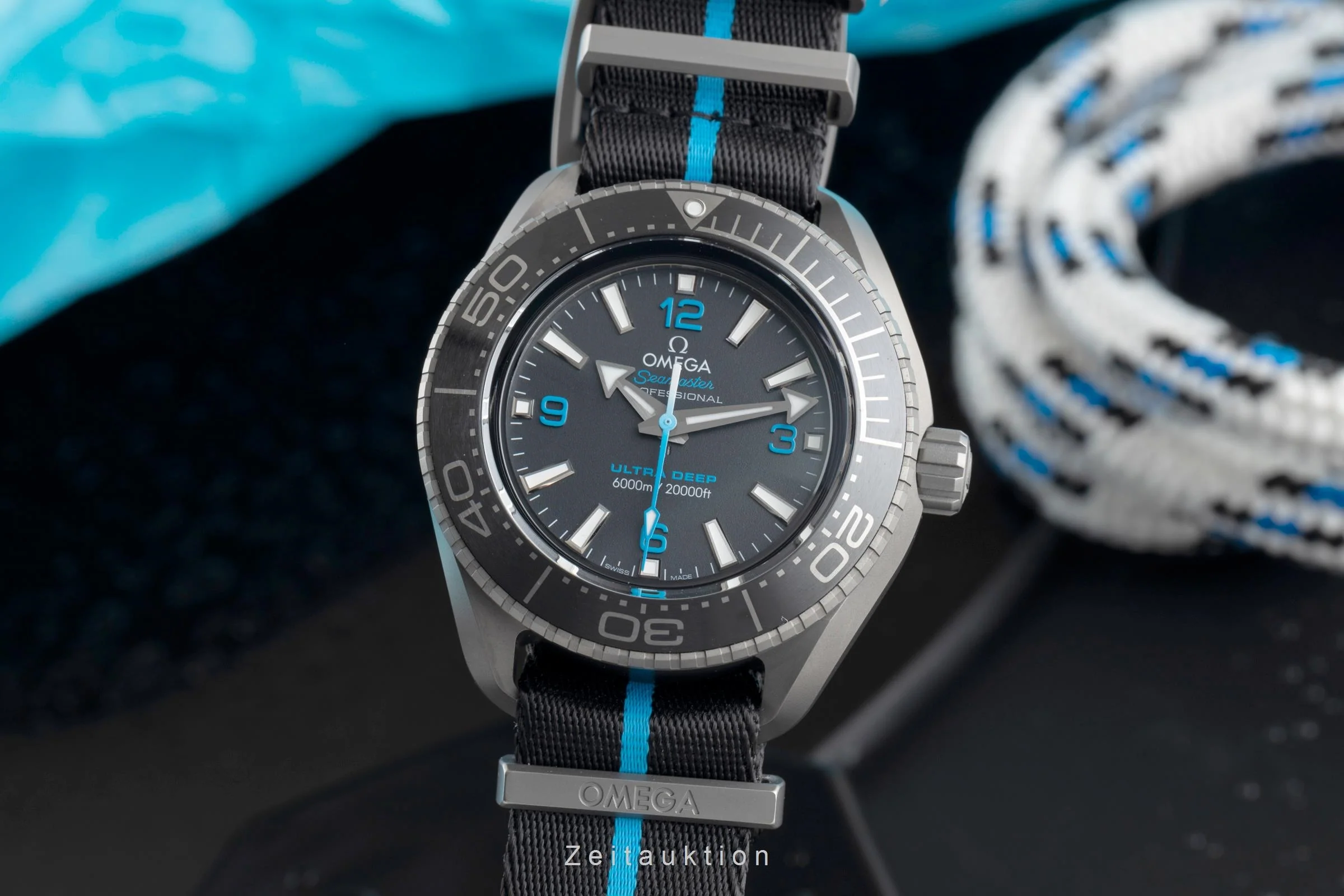 Omega Seamaster titanium automatic men's watch 215.92.46.21.01.001  [2504995] - Image 2